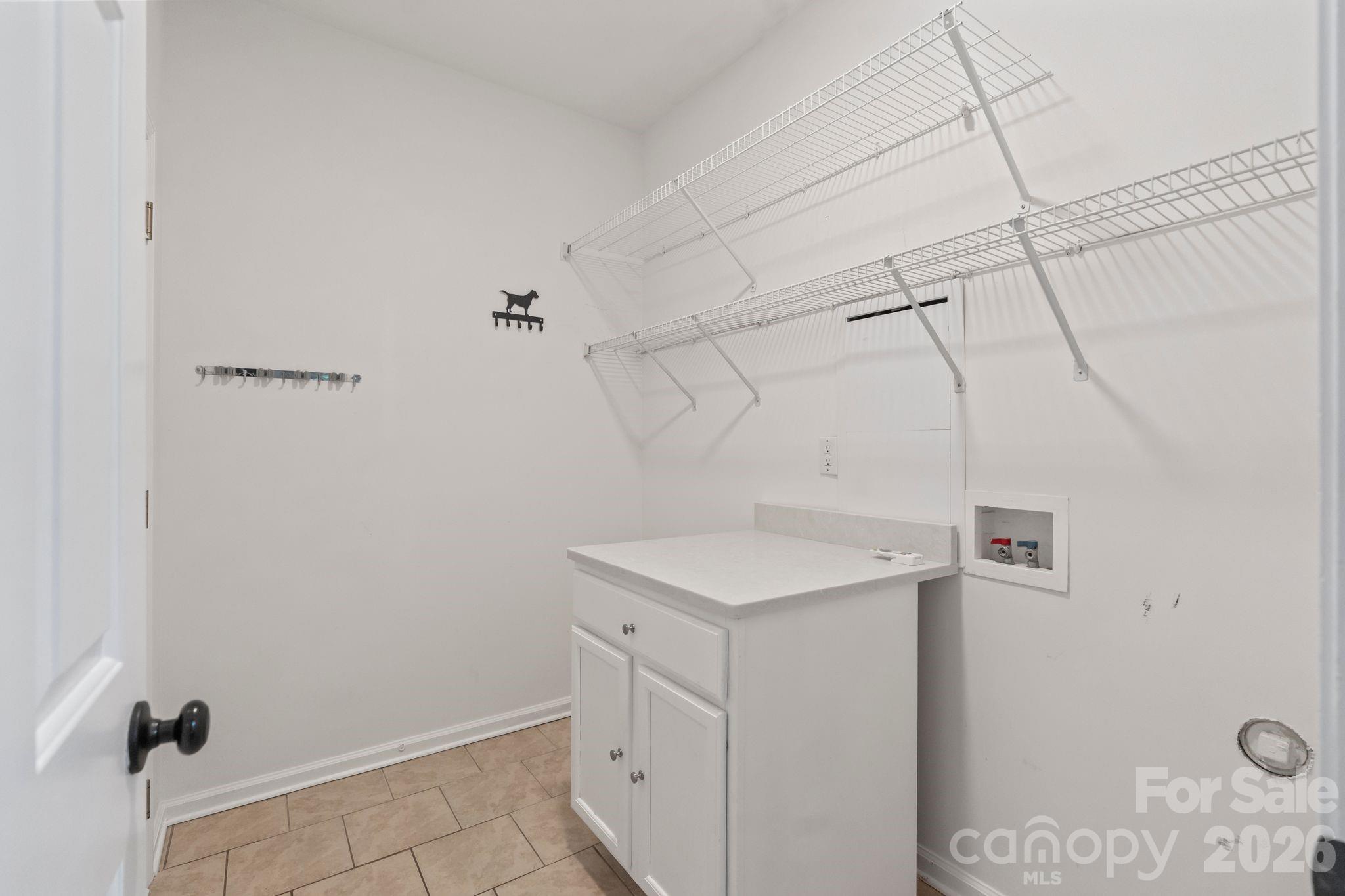 2435 Smith Cove Road — Denver