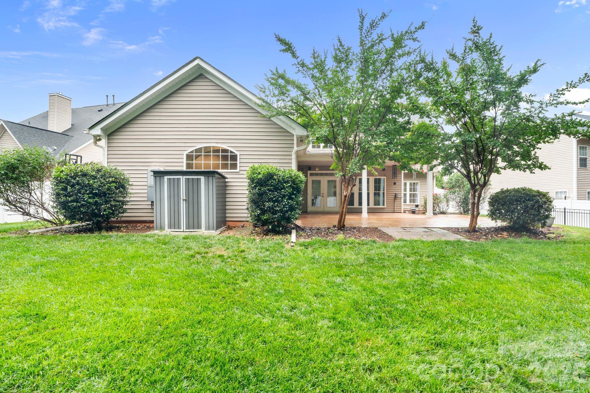 2435 Smith Cove Road — Denver
