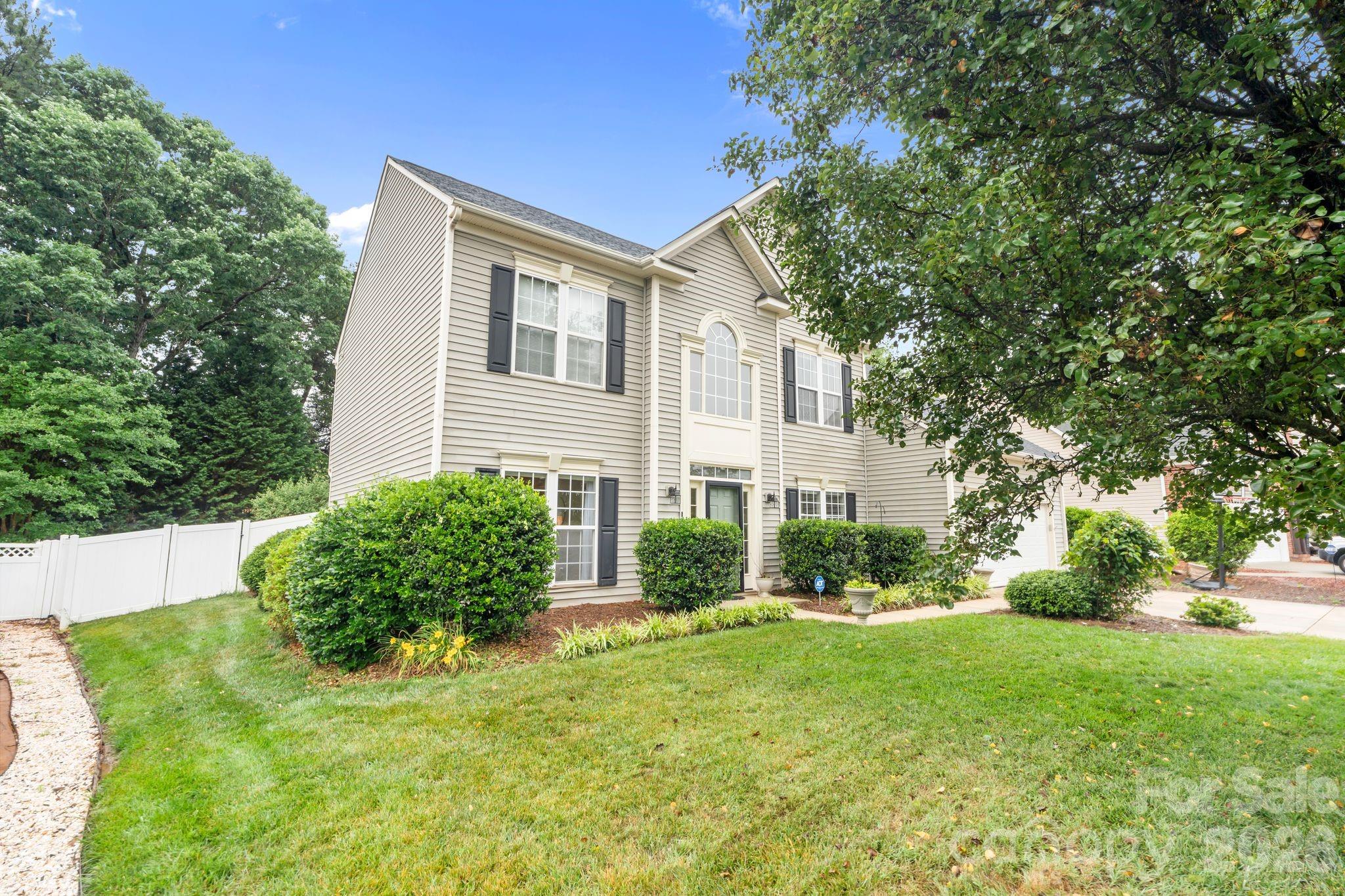2435 Smith Cove Road — Denver
