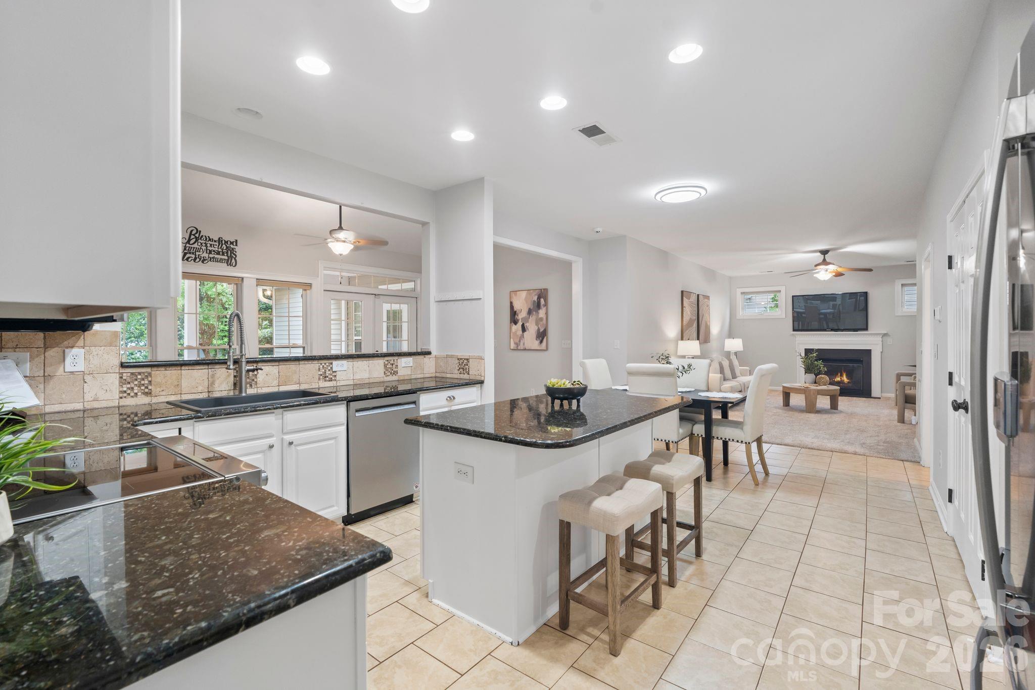 2435 Smith Cove Road — Denver
