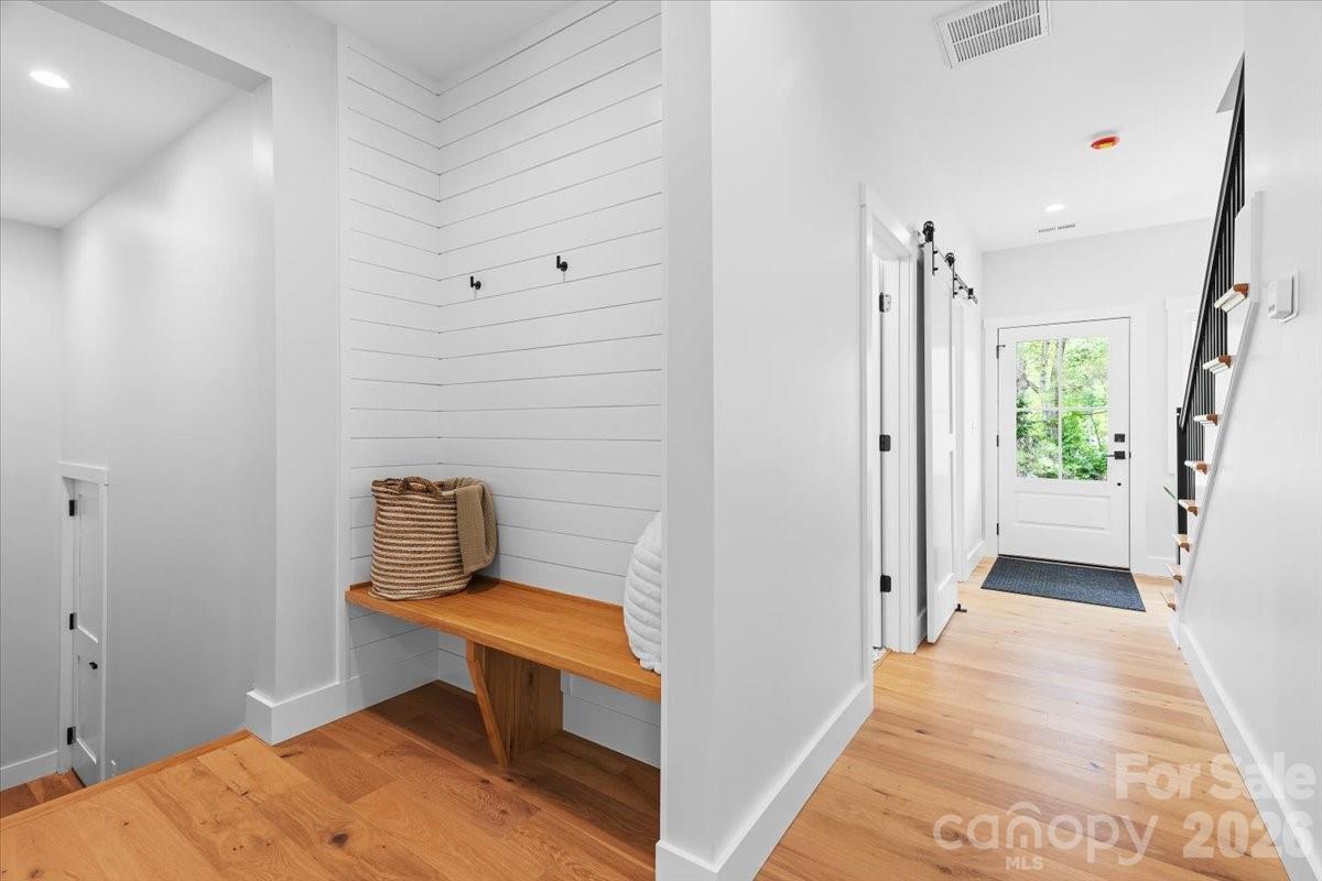 8 Wildwood Park Knoll — Weaverville