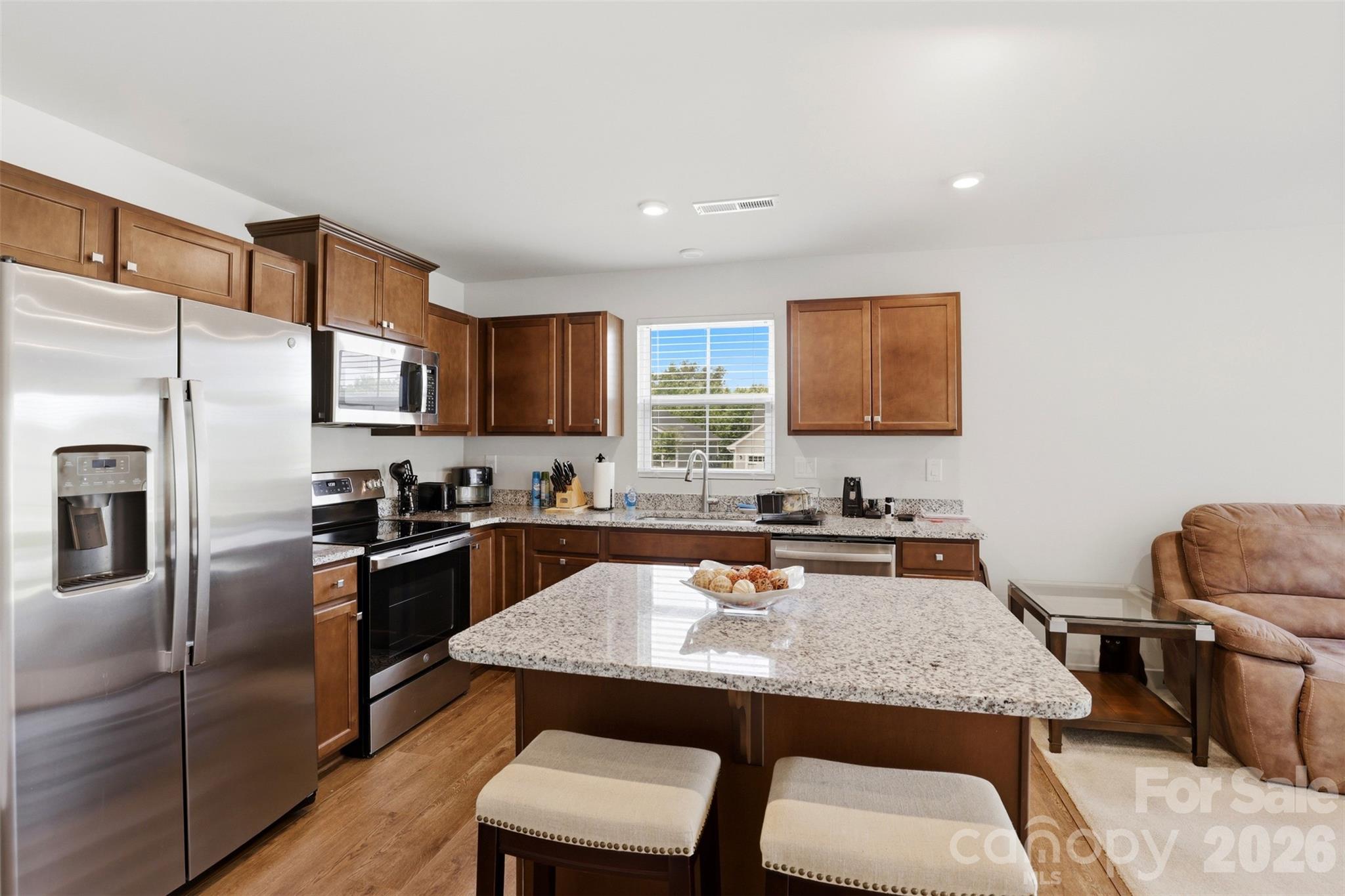 620 Grandiflora Avenue — Lancaster