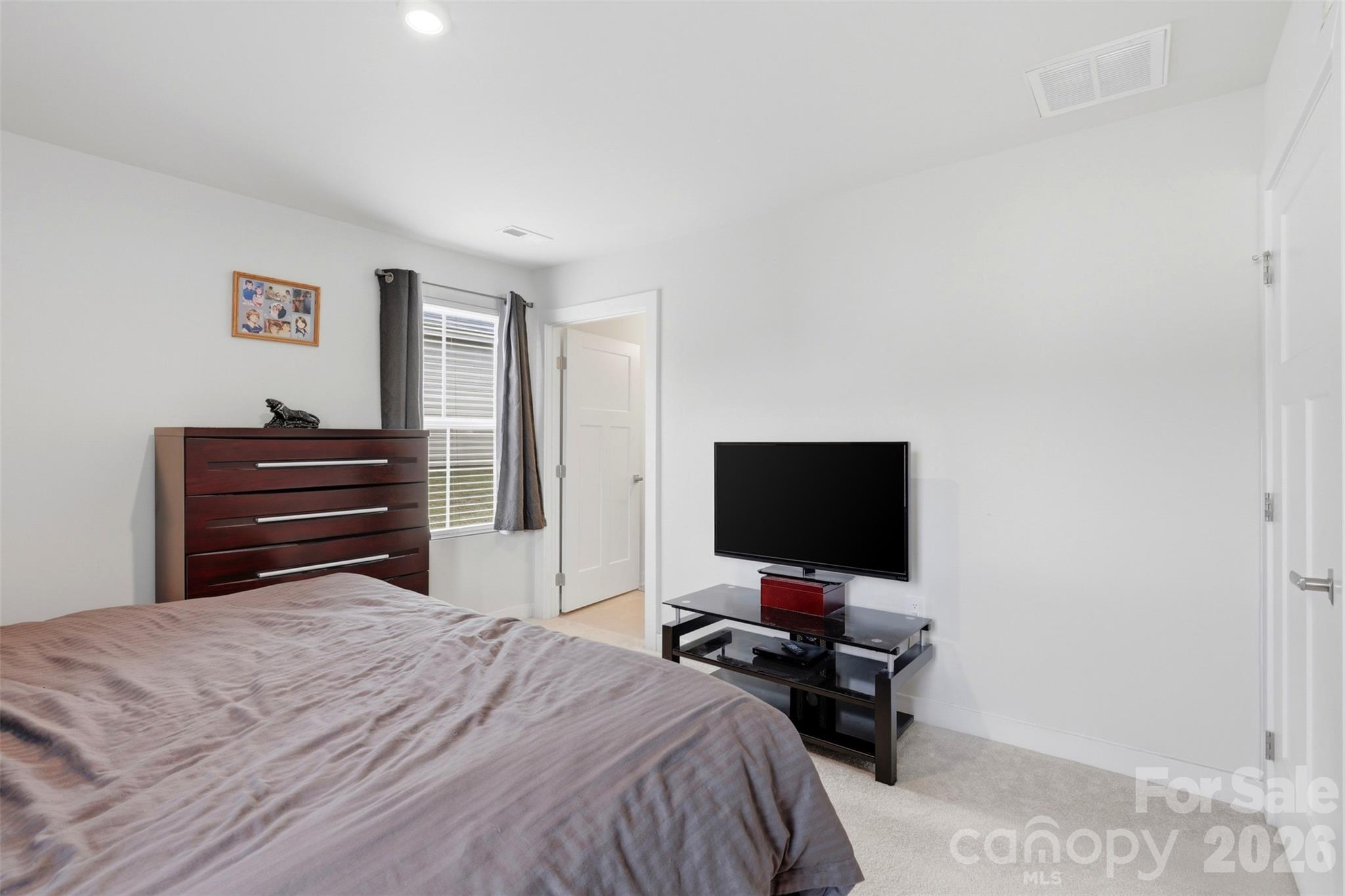 620 Grandiflora Avenue — Lancaster