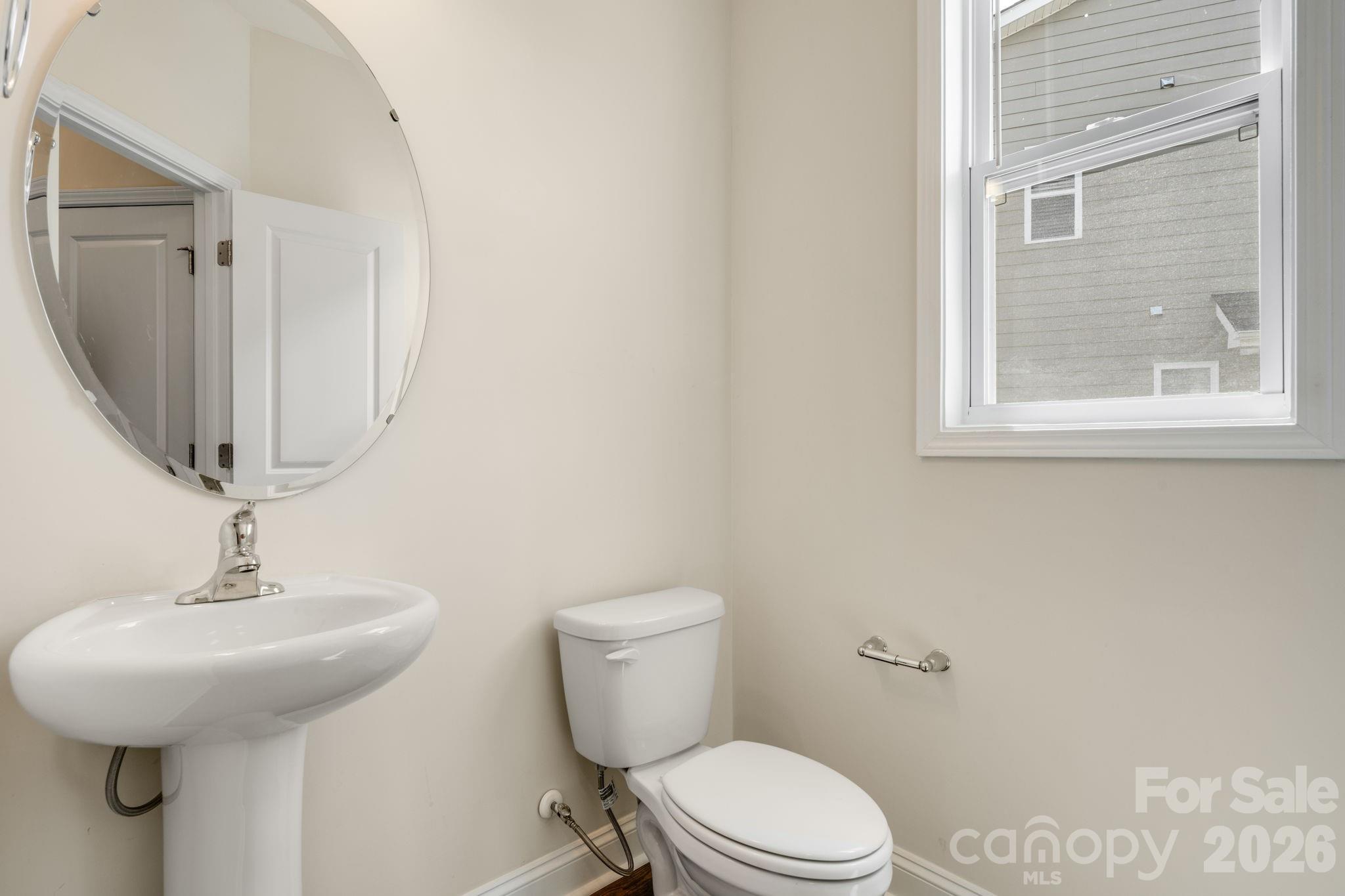 124 Creekview Road — Hendersonville