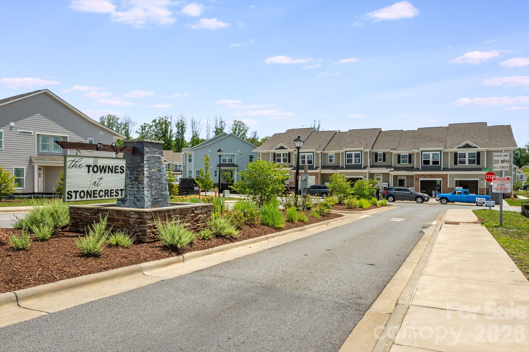 124 Creekview Road — Hendersonville