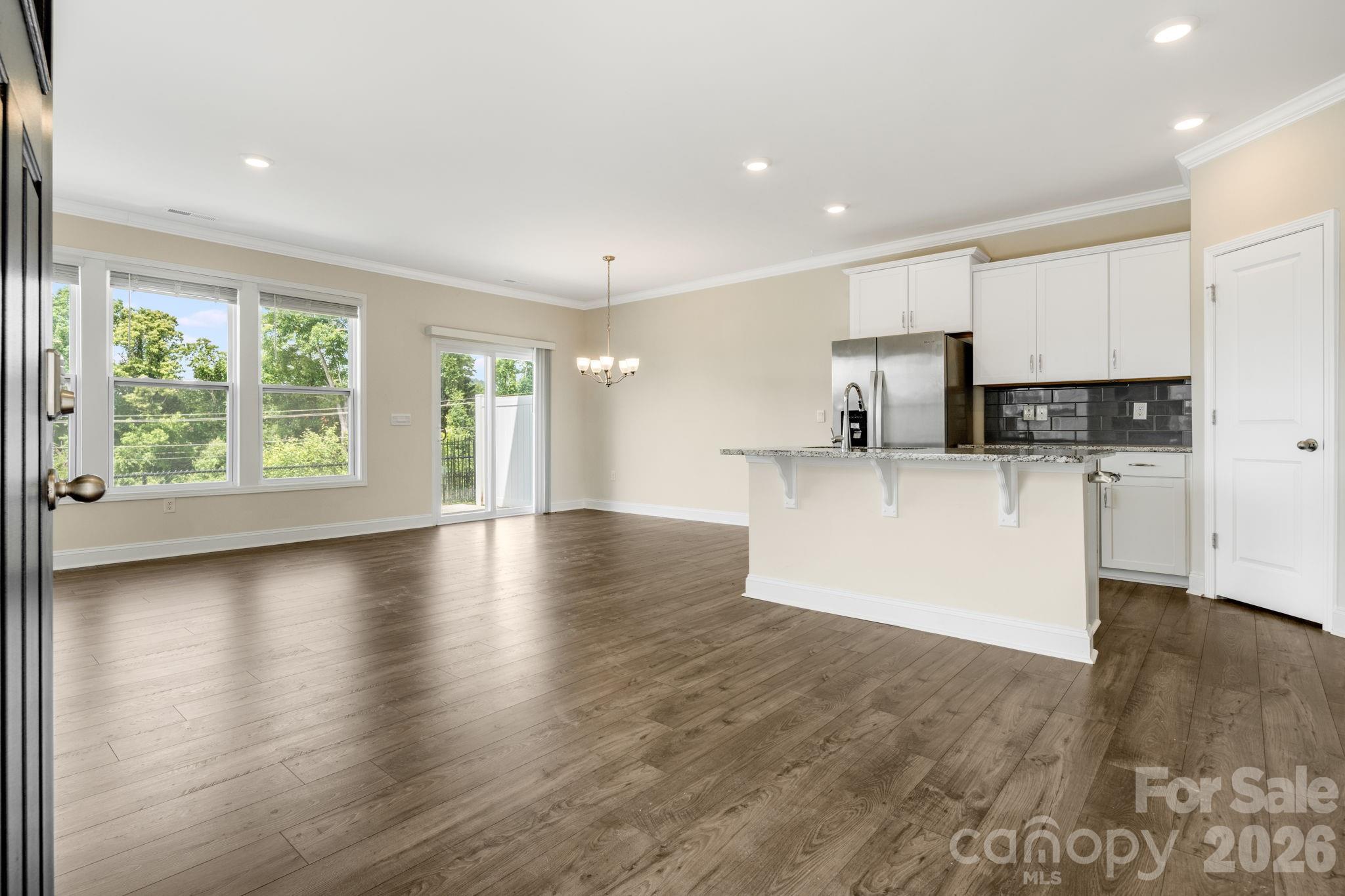 124 Creekview Road — Hendersonville
