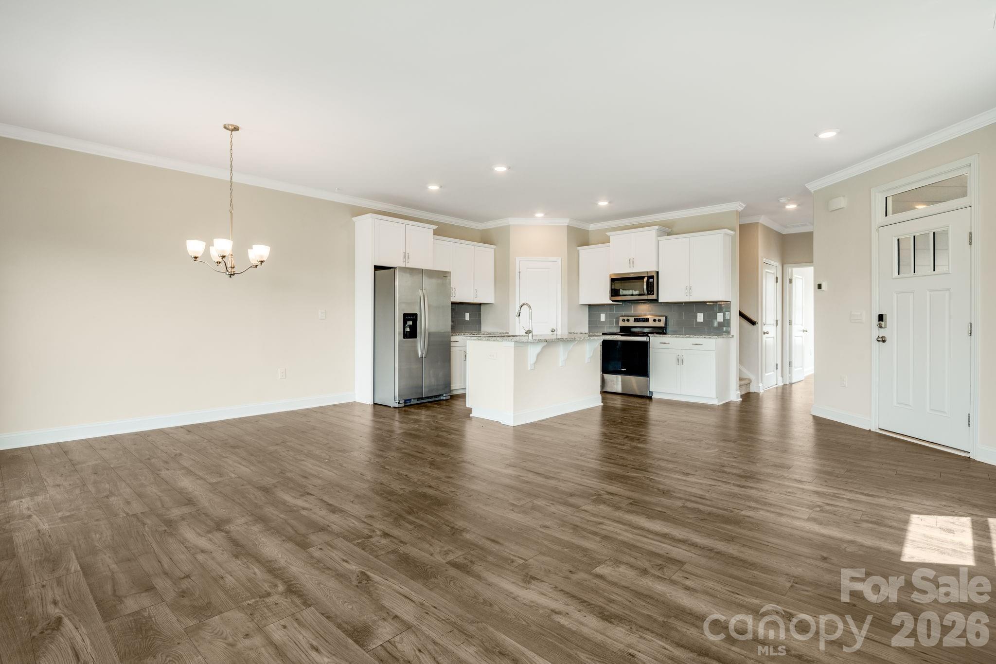 124 Creekview Road — Hendersonville