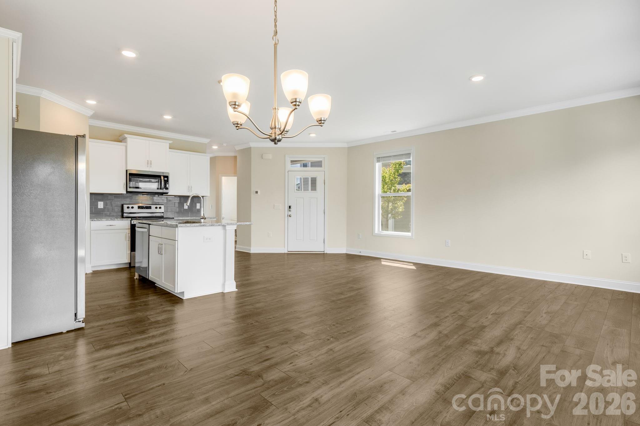 124 Creekview Road — Hendersonville