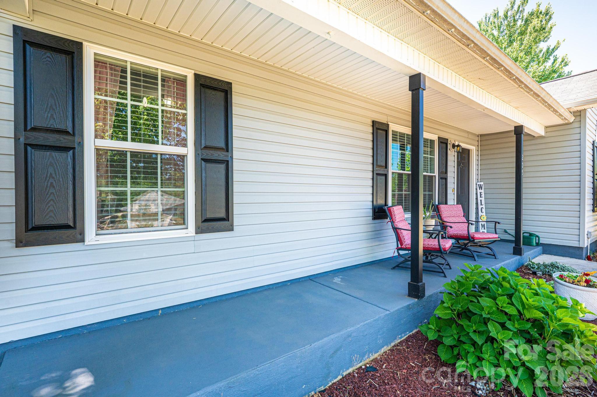205 Winding Cedar Drive — Statesville