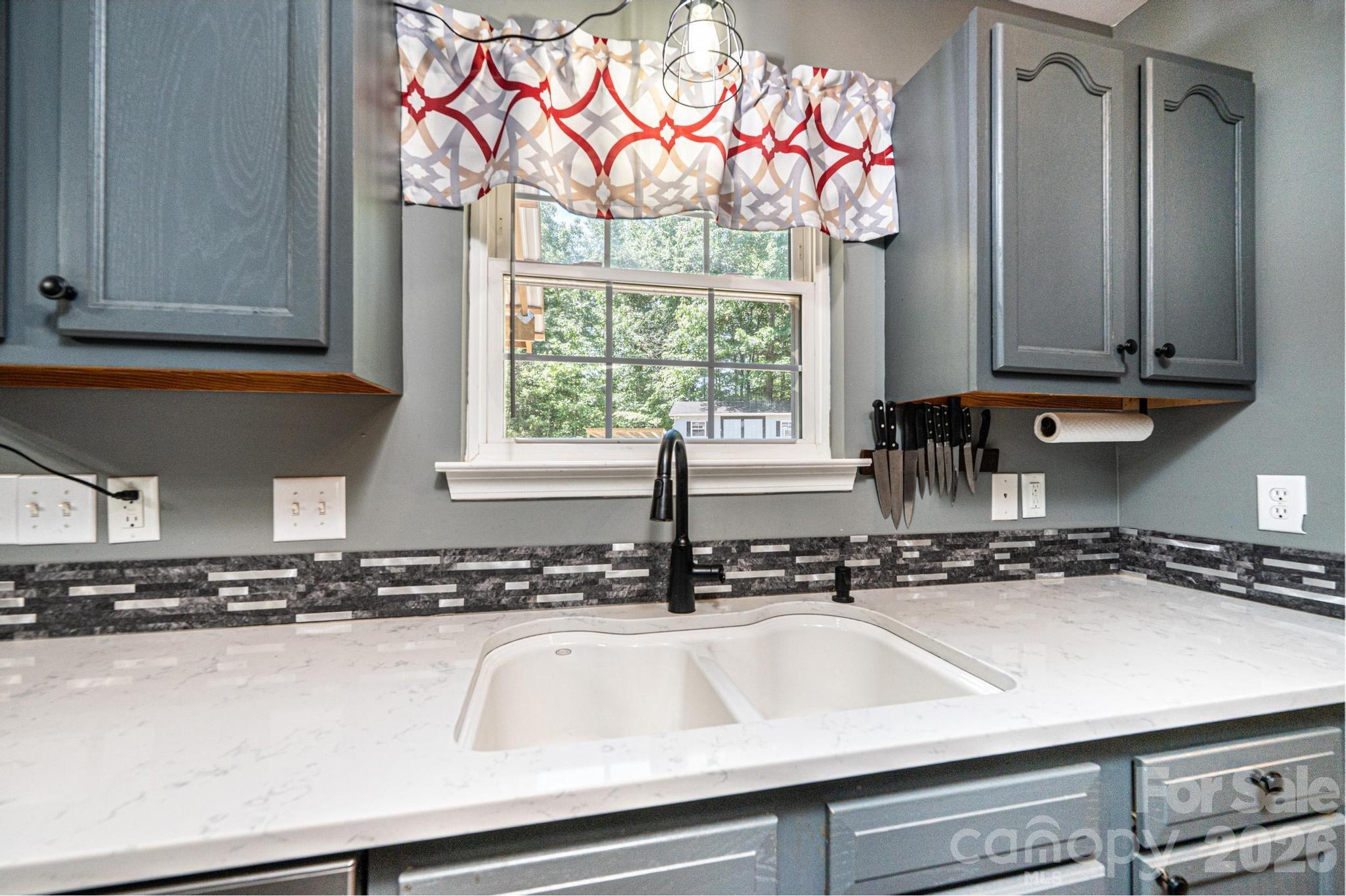 205 Winding Cedar Drive — Statesville