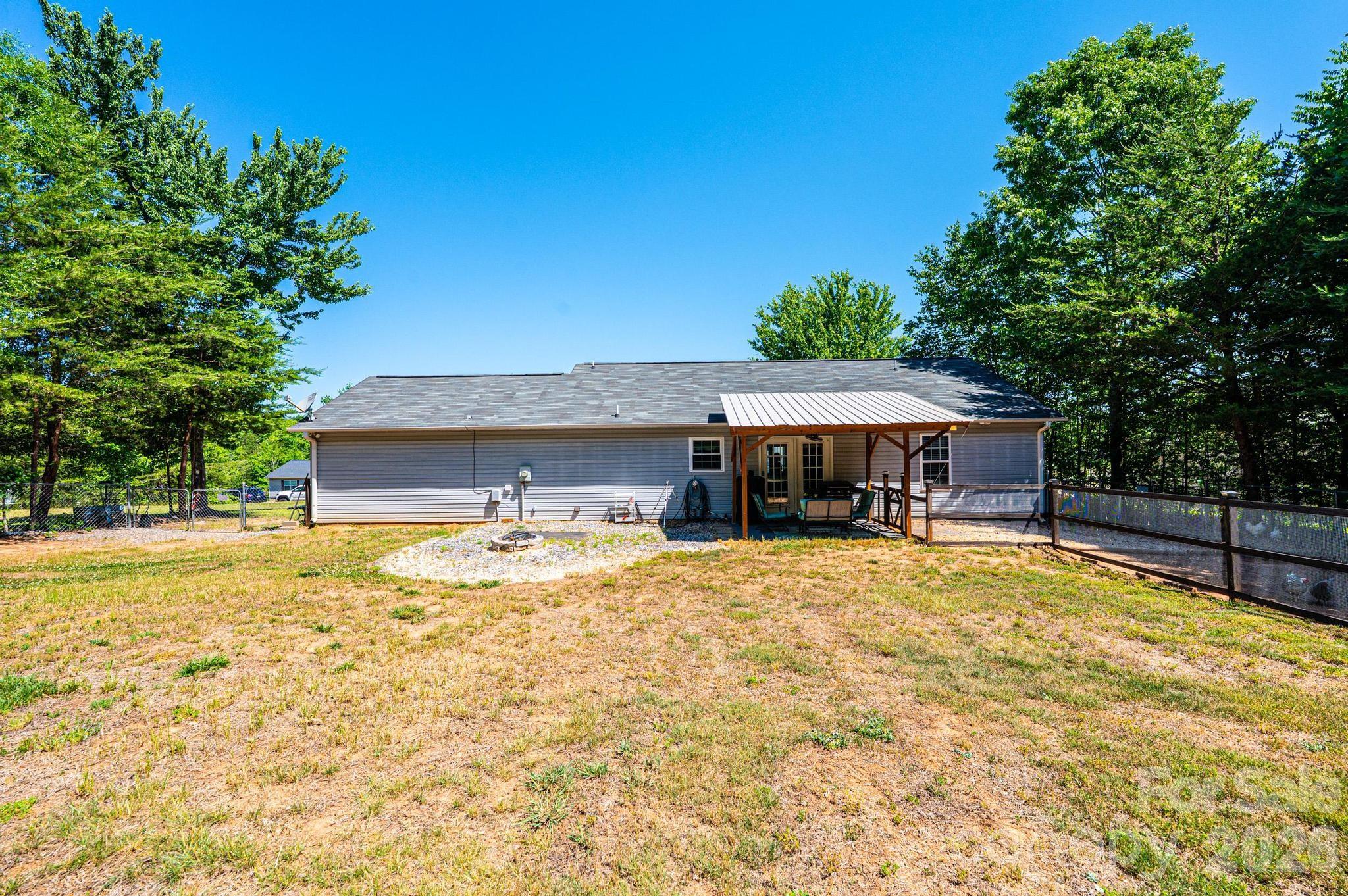 205 Winding Cedar Drive — Statesville