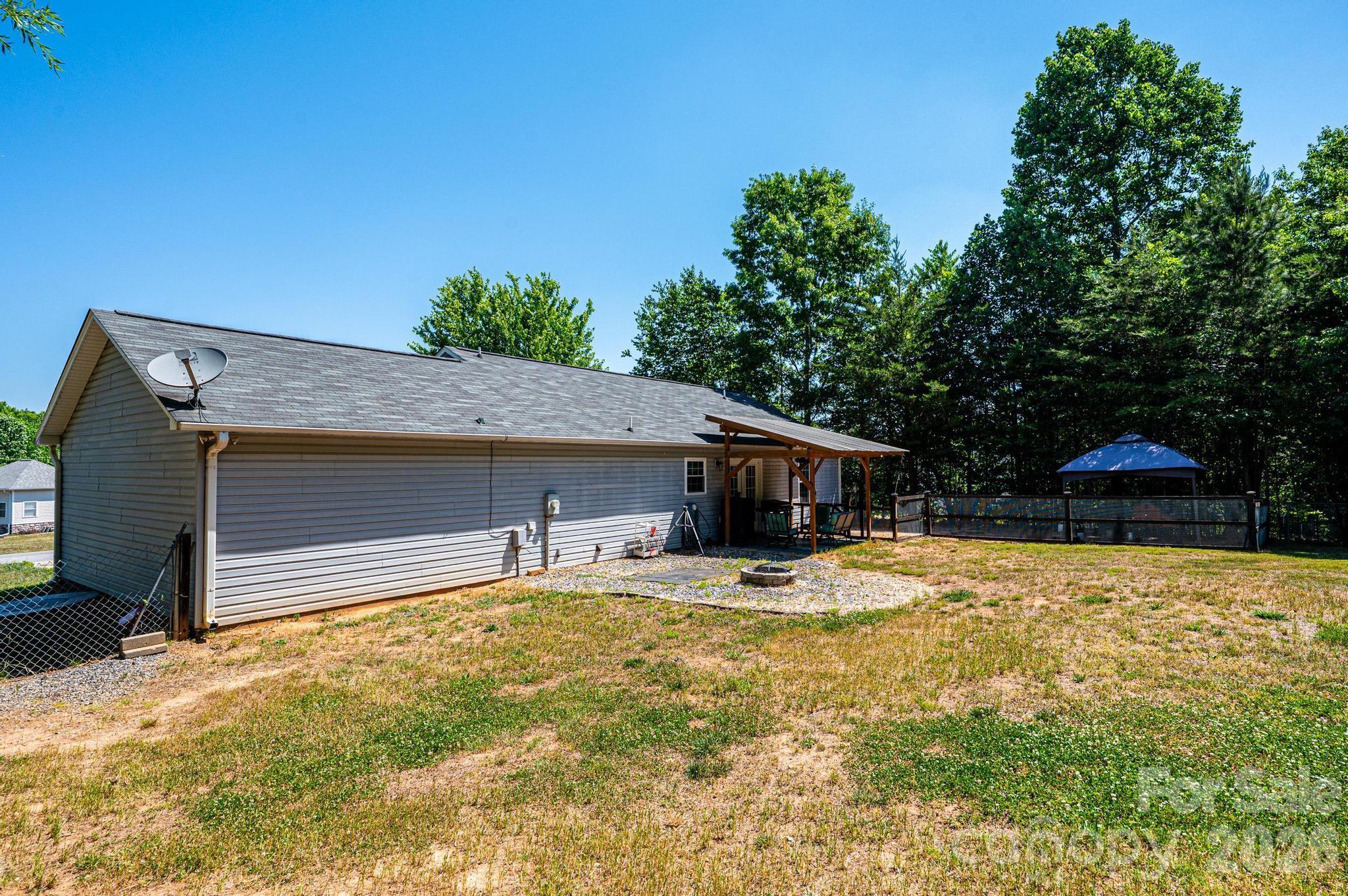 205 Winding Cedar Drive — Statesville