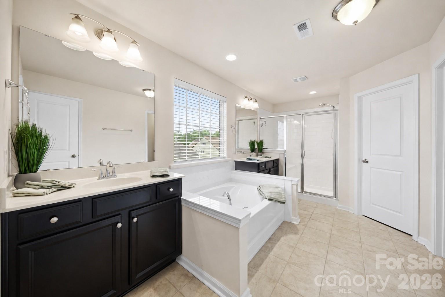 17516 Austins Creek Drive — Charlotte
