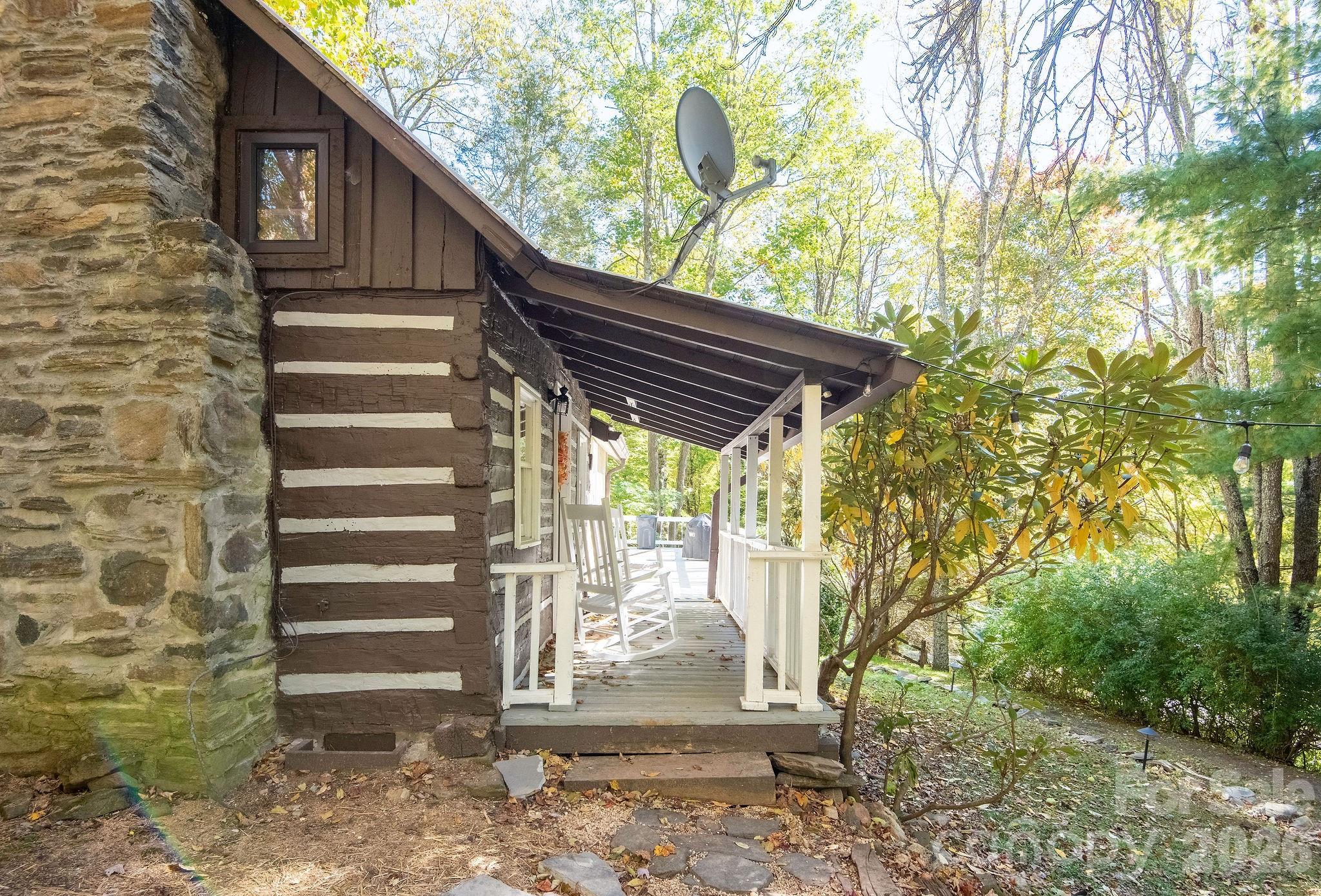 284 Grady Winkler Road — Boone