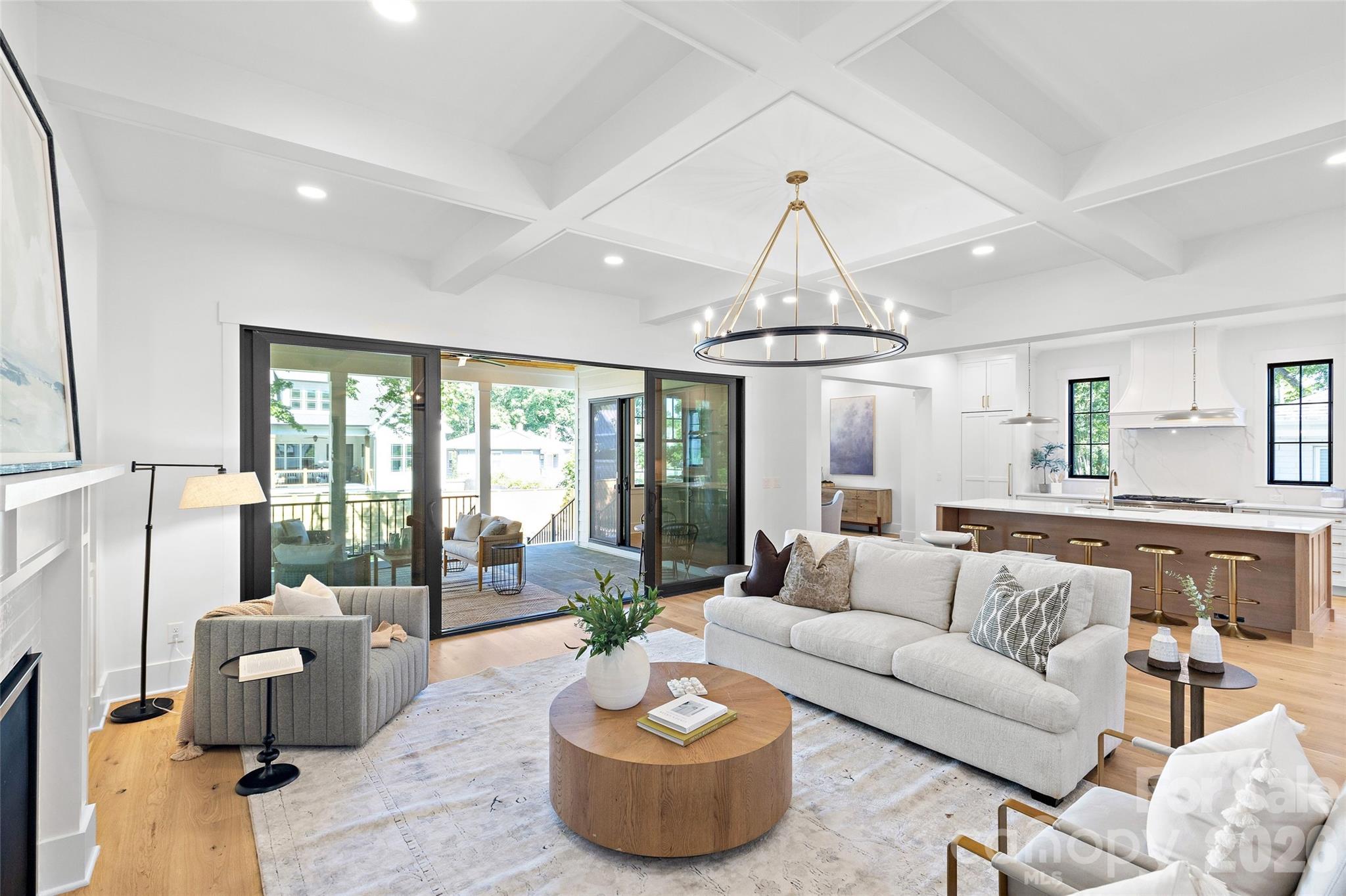 2425 Lola Avenue — Charlotte
