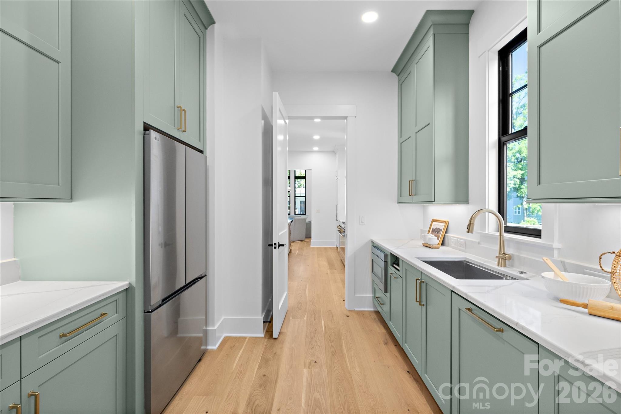 2425 Lola Avenue — Charlotte