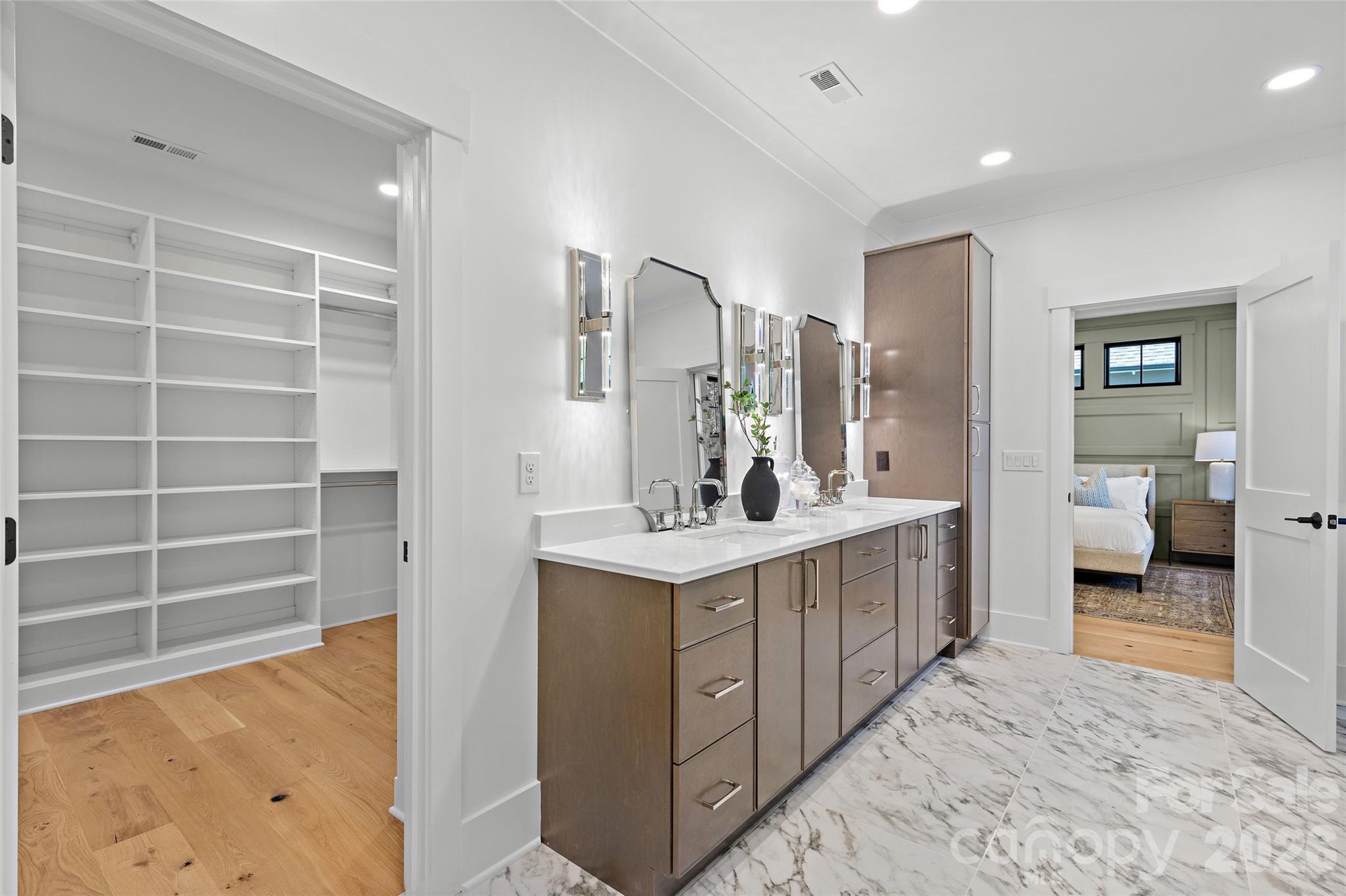 2425 Lola Avenue — Charlotte