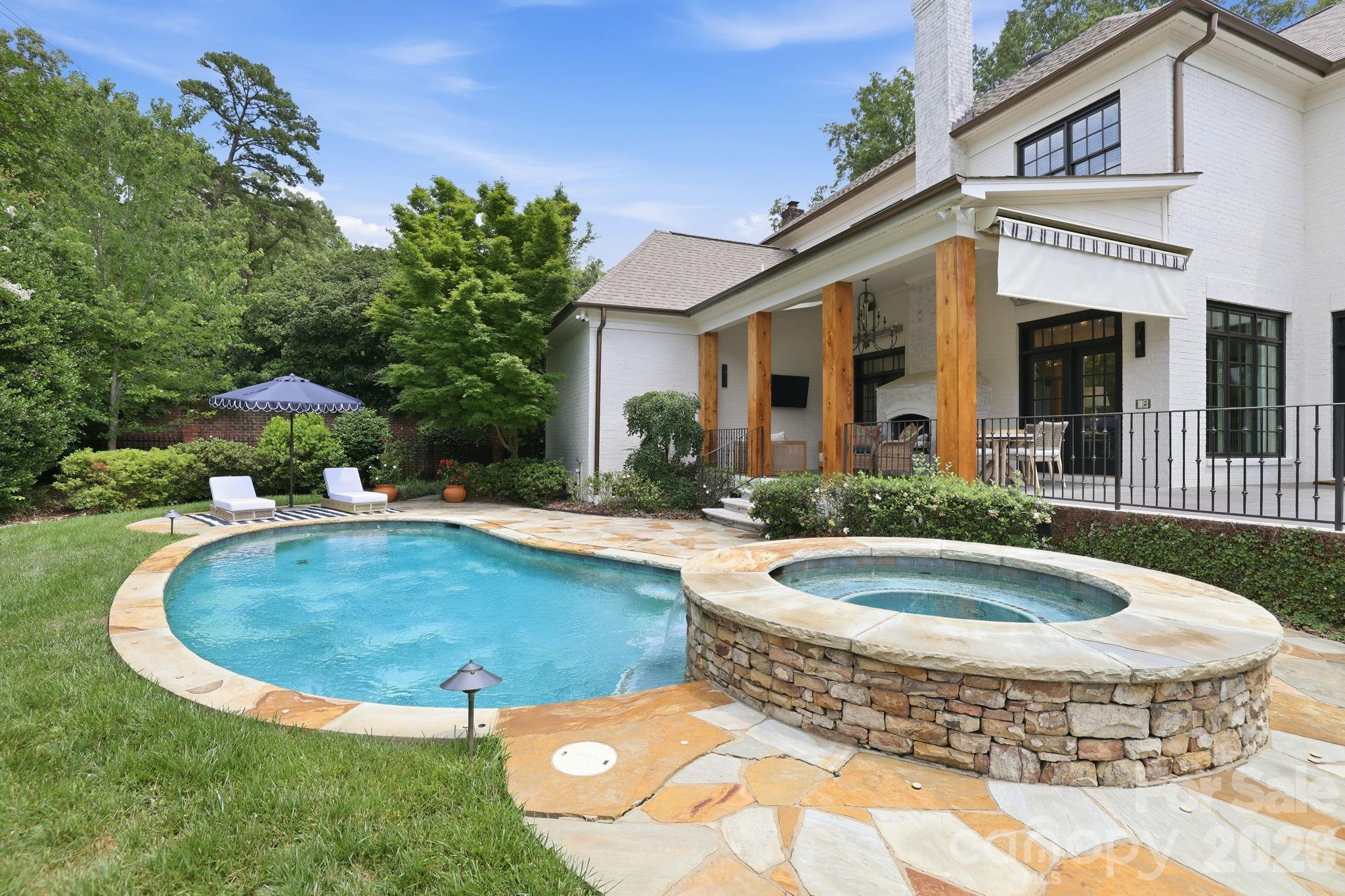 2021 Coniston Place — Charlotte