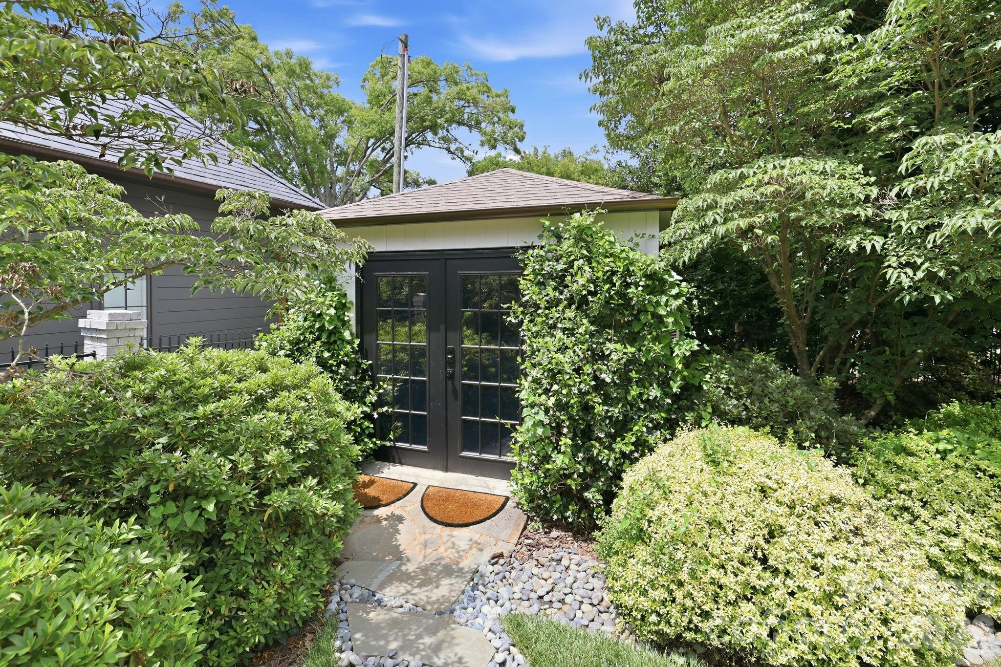 2021 Coniston Place — Charlotte
