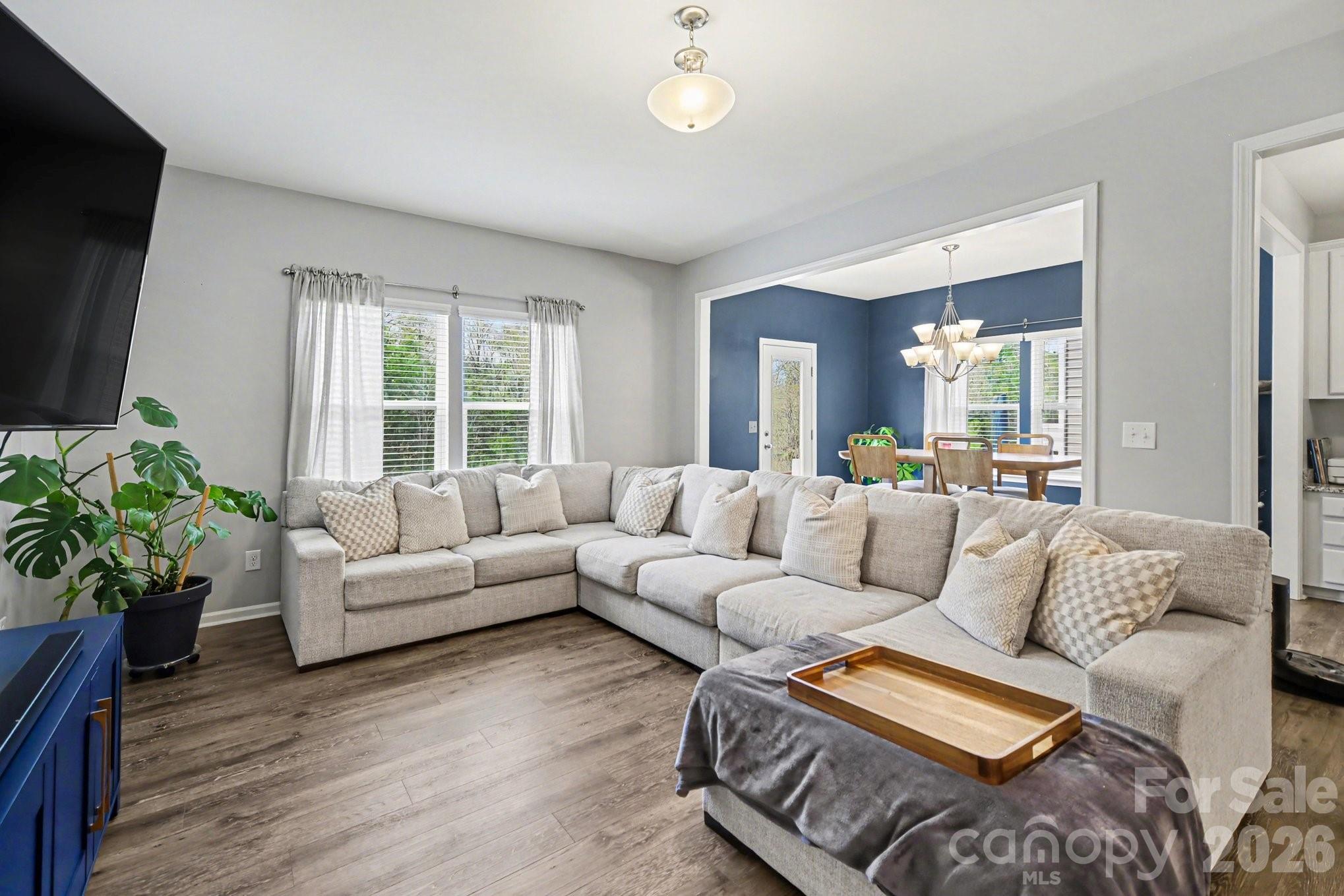 6423 Kinder Lane — Lancaster