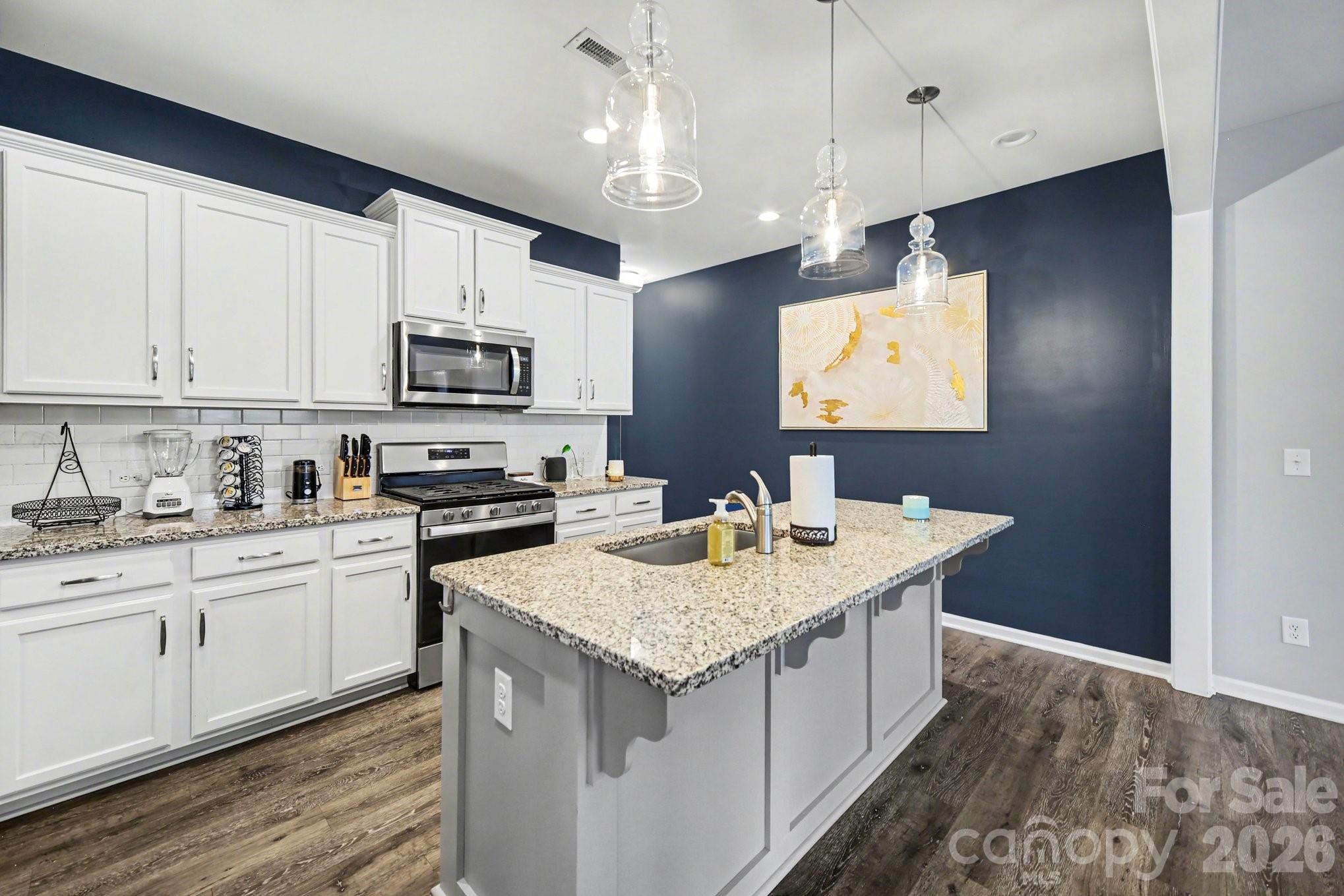 6423 Kinder Lane — Lancaster