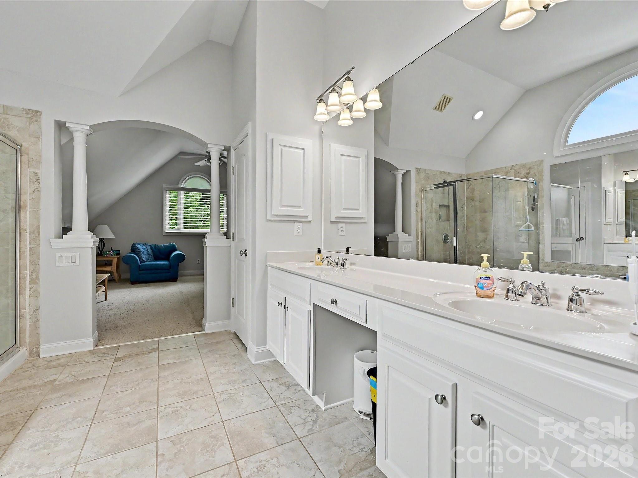 7513 Meadowgate Lane — Waxhaw