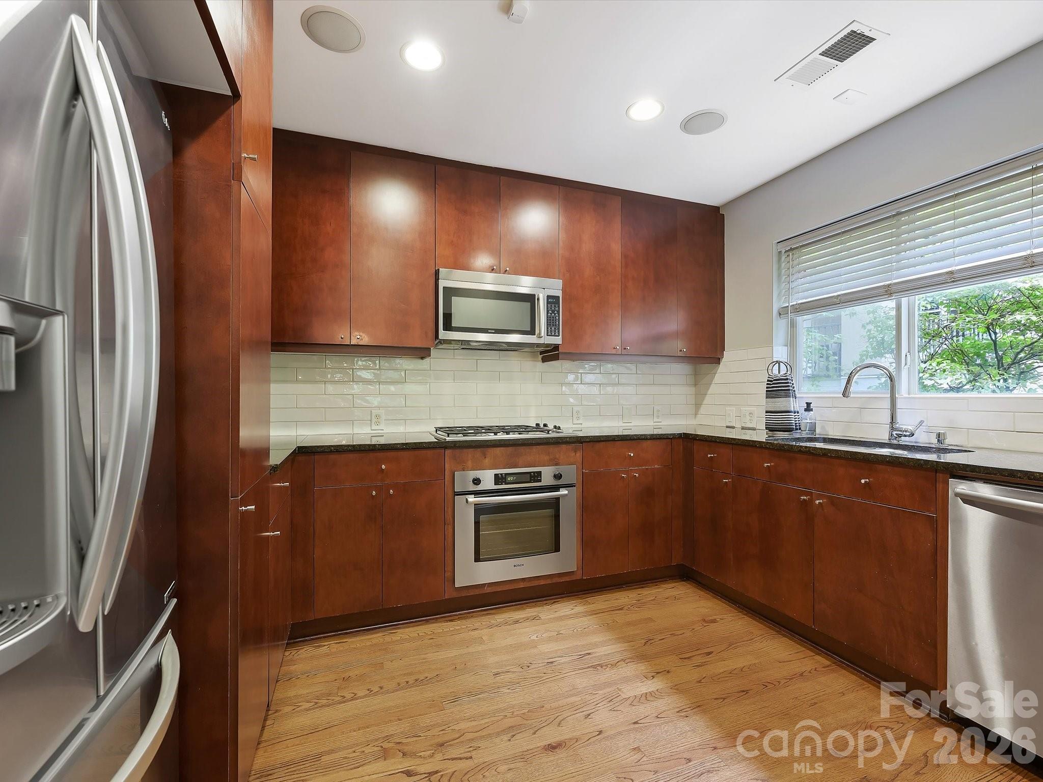 420 Queens Road — Charlotte