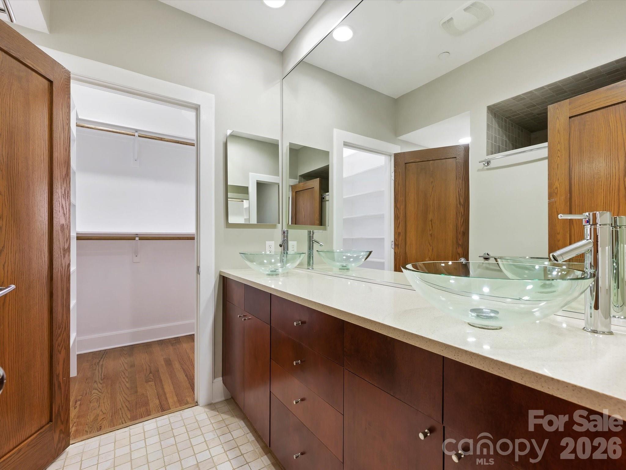 420 Queens Road — Charlotte