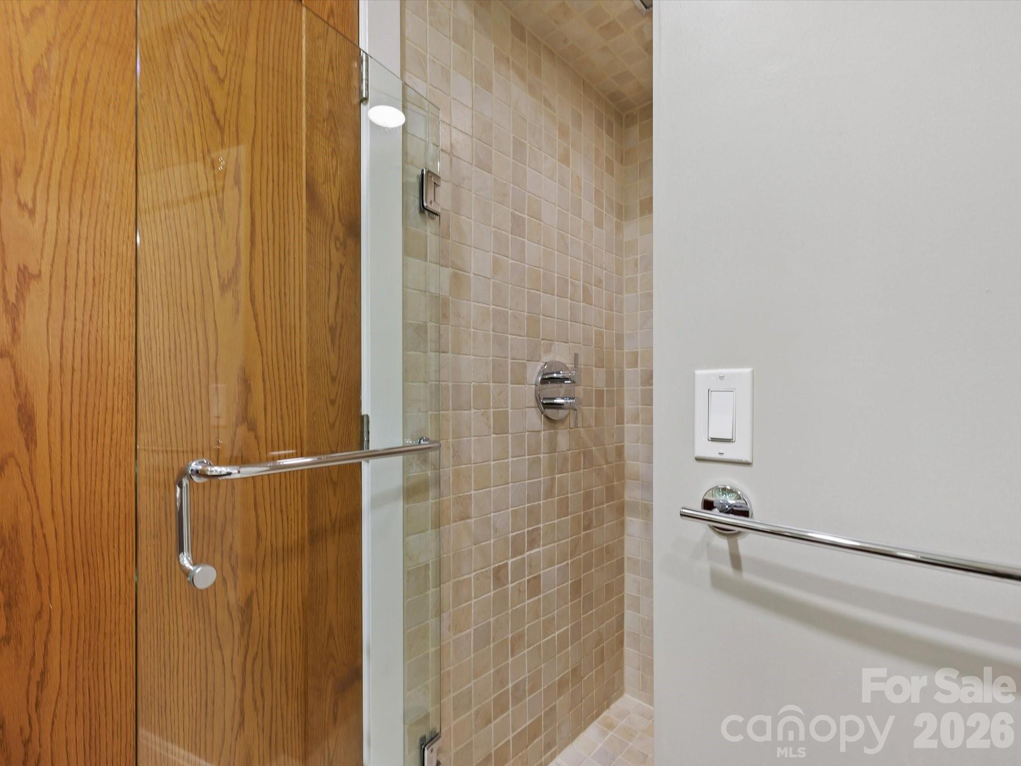420 Queens Road — Charlotte