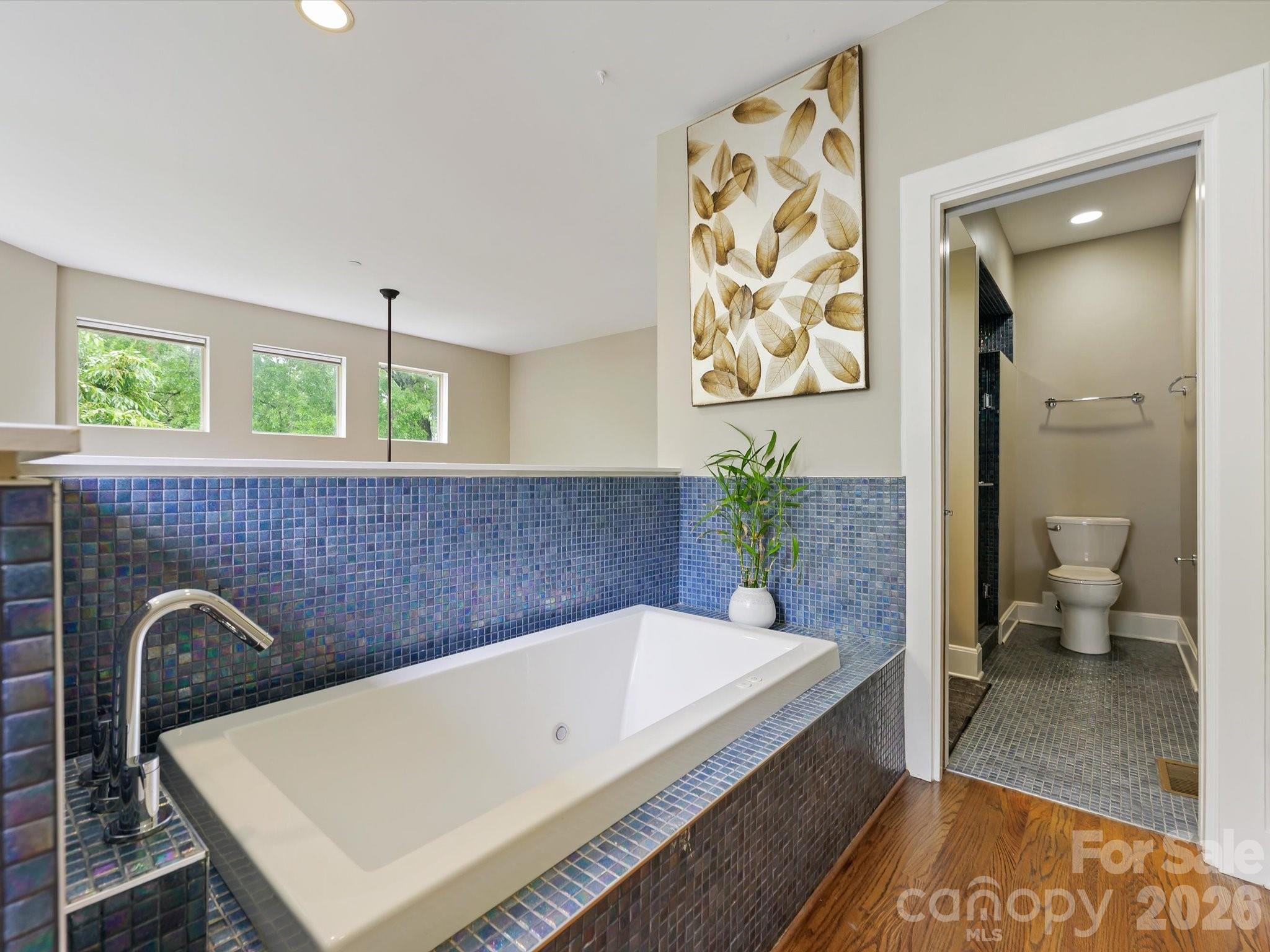 420 Queens Road — Charlotte