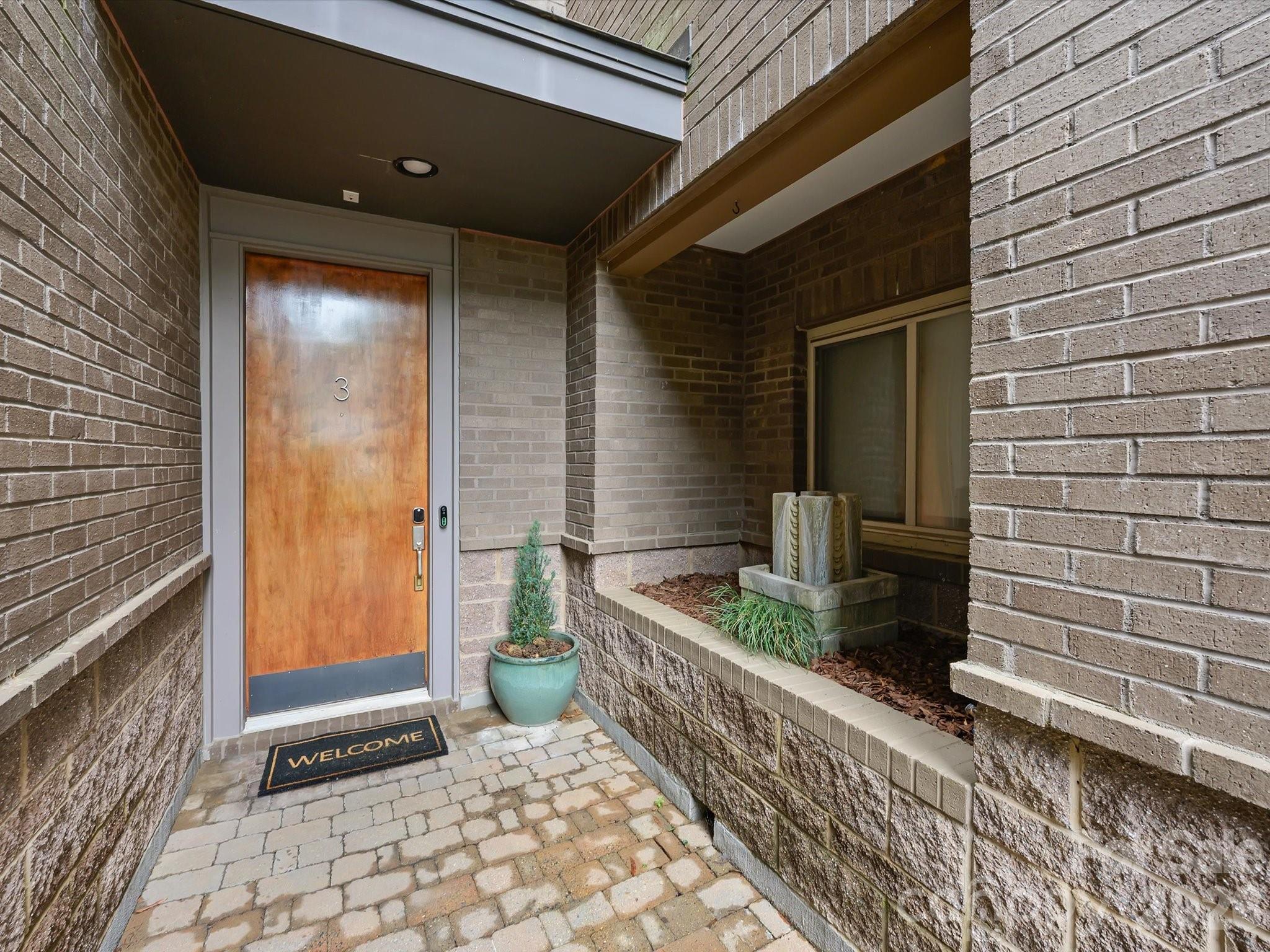 420 Queens Road — Charlotte
