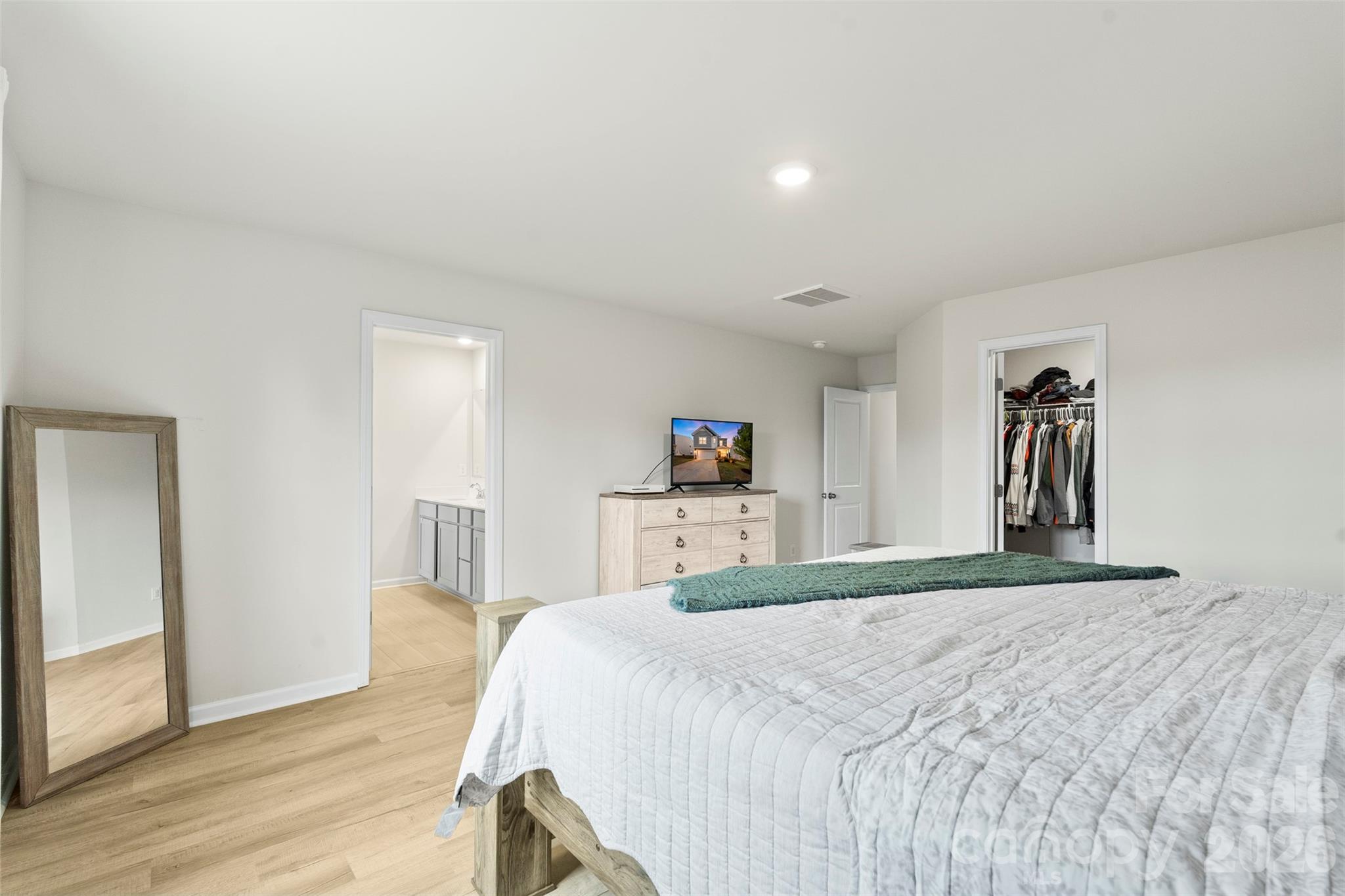 196 Brentwood Drive — Statesville