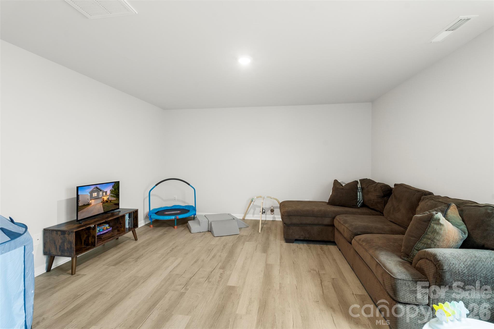 196 Brentwood Drive — Statesville