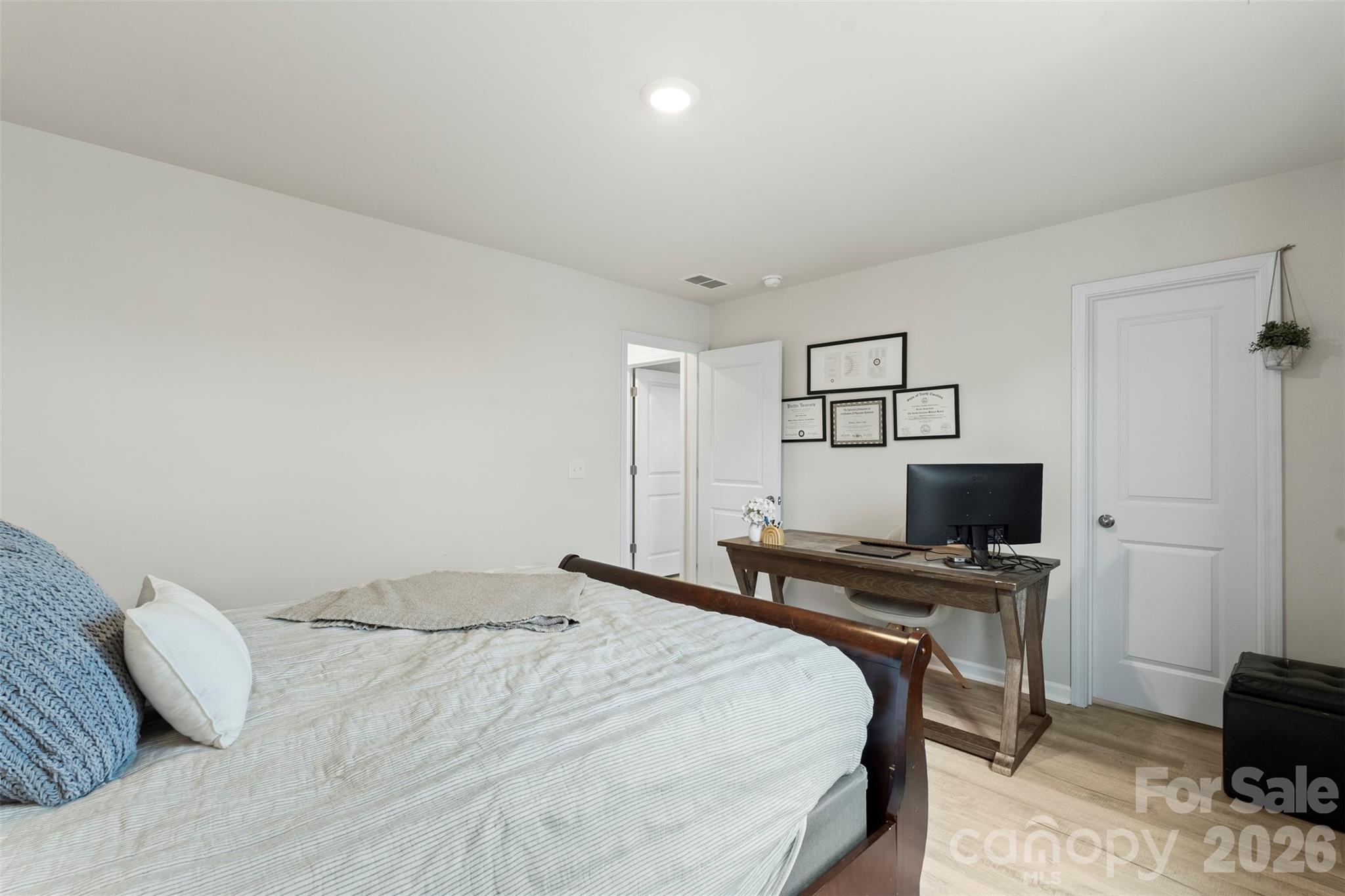 196 Brentwood Drive — Statesville