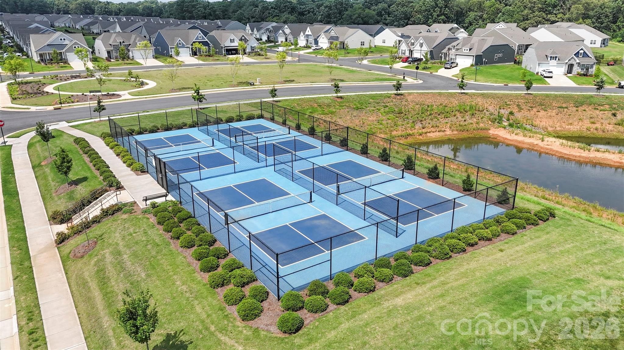 196 Brentwood Drive — Statesville