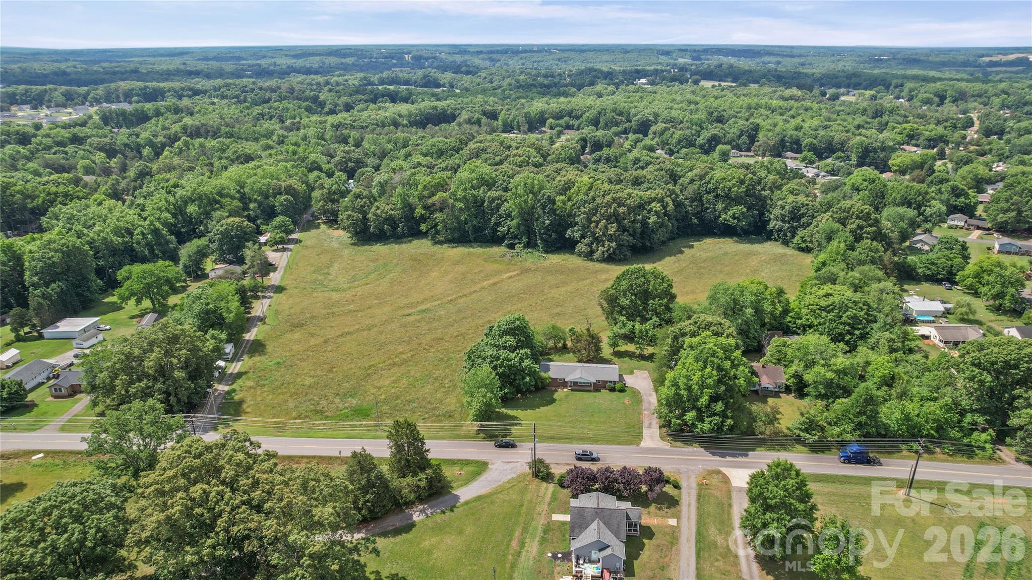 702 Mocksville Highway — Statesville
