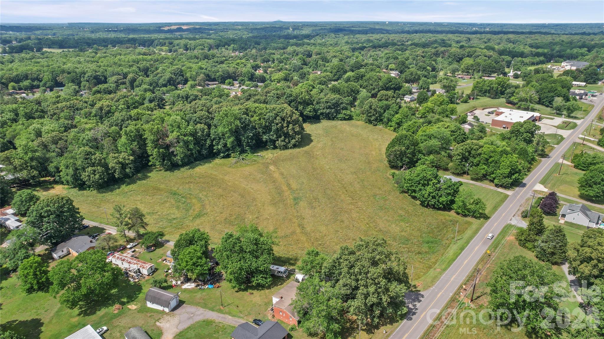 702 Mocksville Highway — Statesville