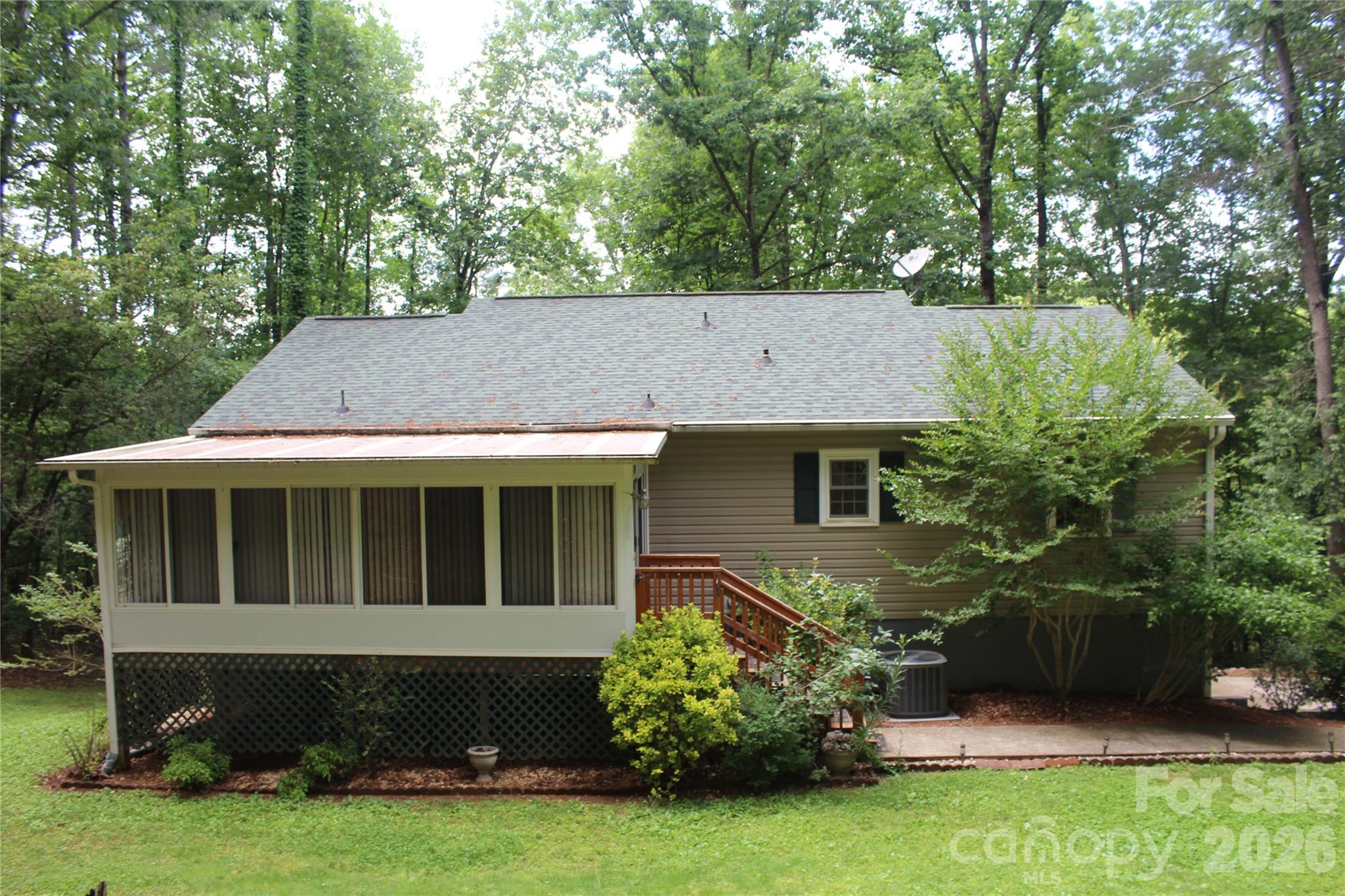3505 Nelson Lane — Morganton
