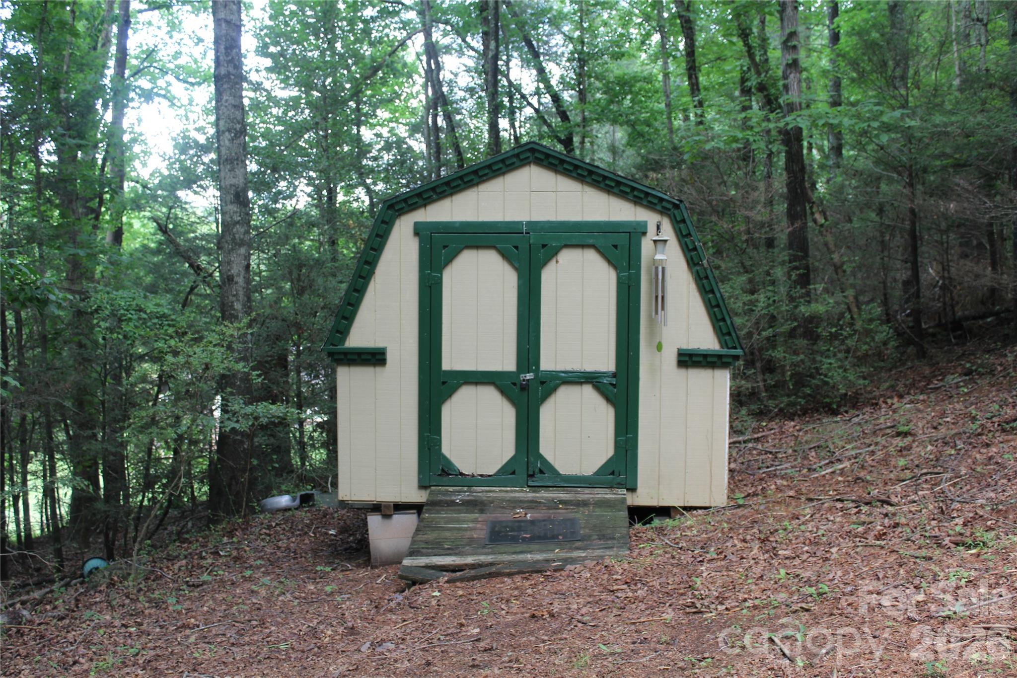 3505 Nelson Lane — Morganton