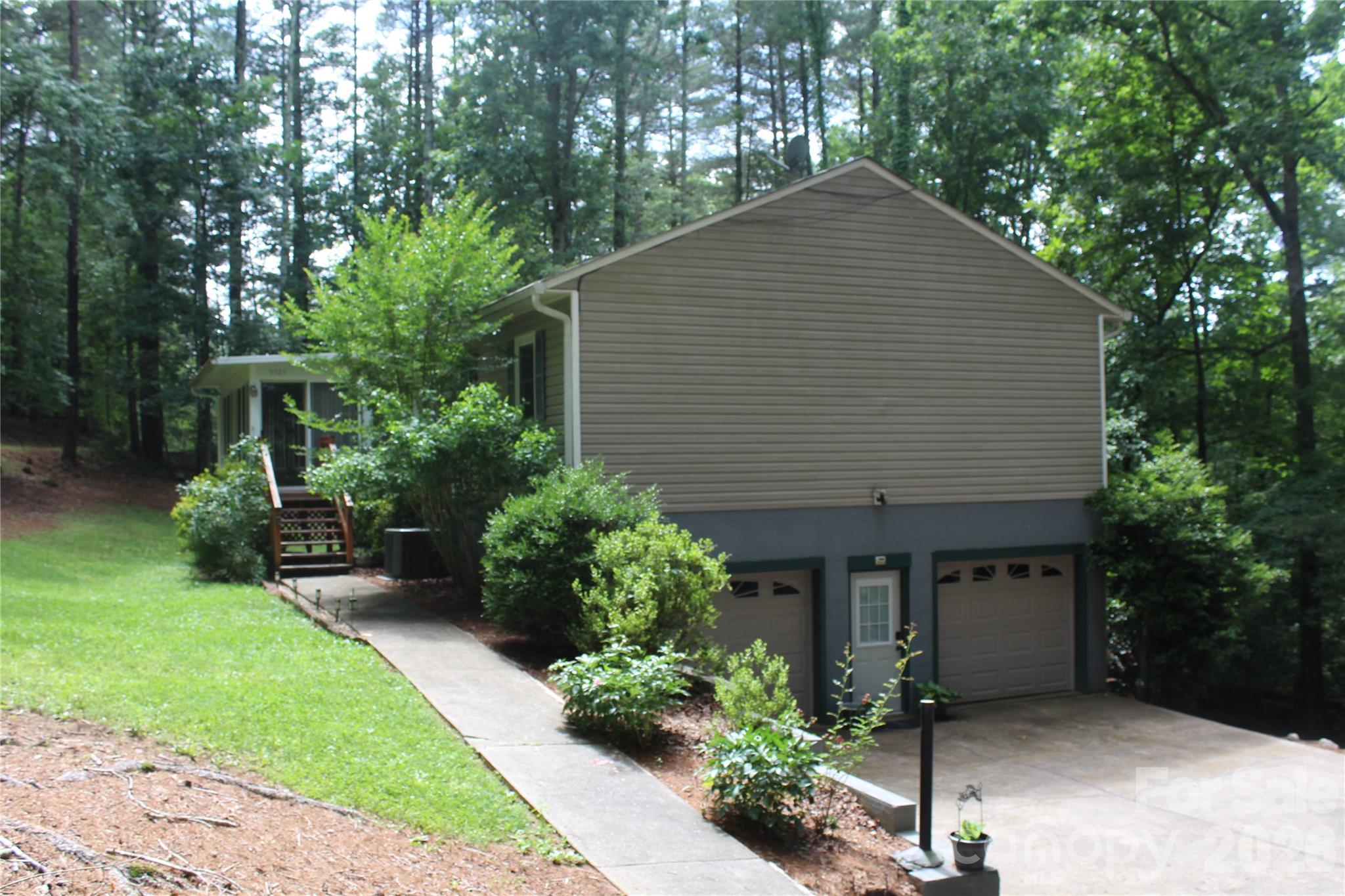 3505 Nelson Lane — Morganton