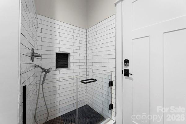 5200 Shoreview Drive — Concord