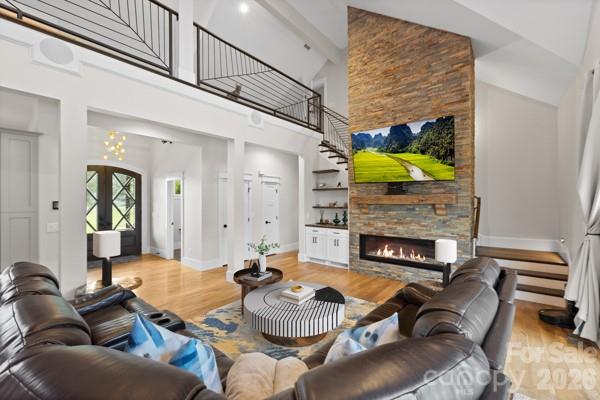 5200 Shoreview Drive — Concord