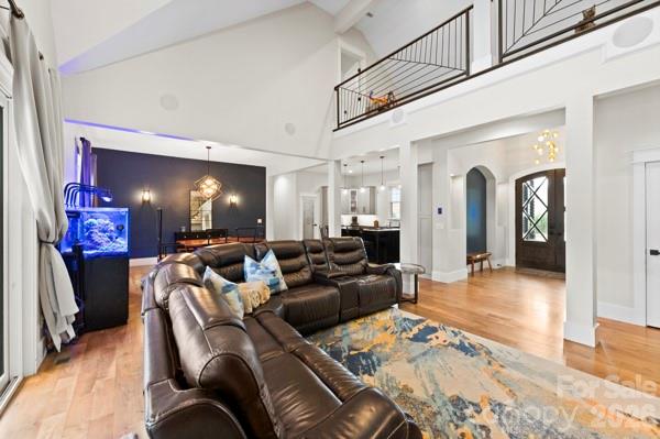 5200 Shoreview Drive — Concord