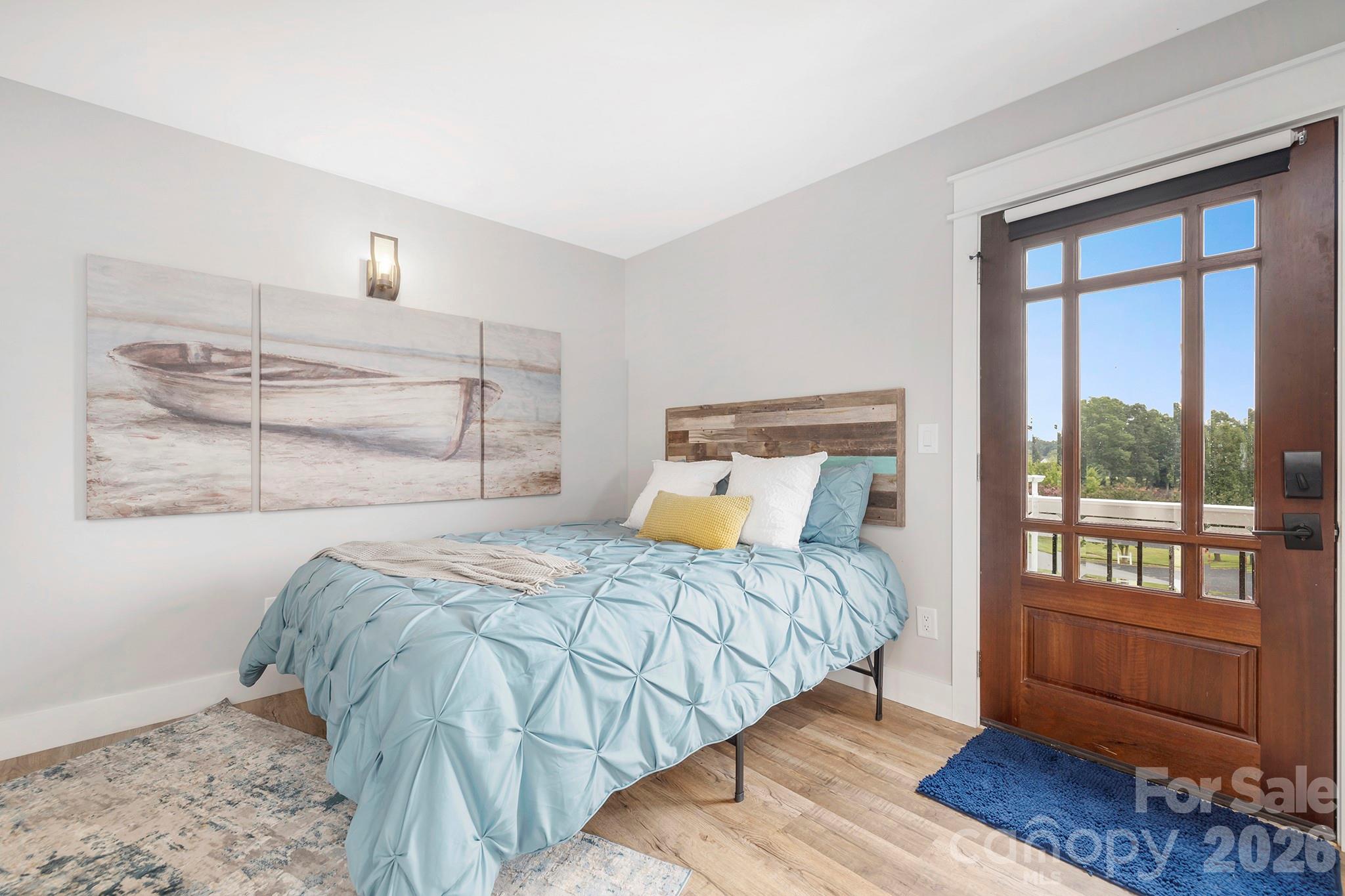 5200 Shoreview Drive — Concord