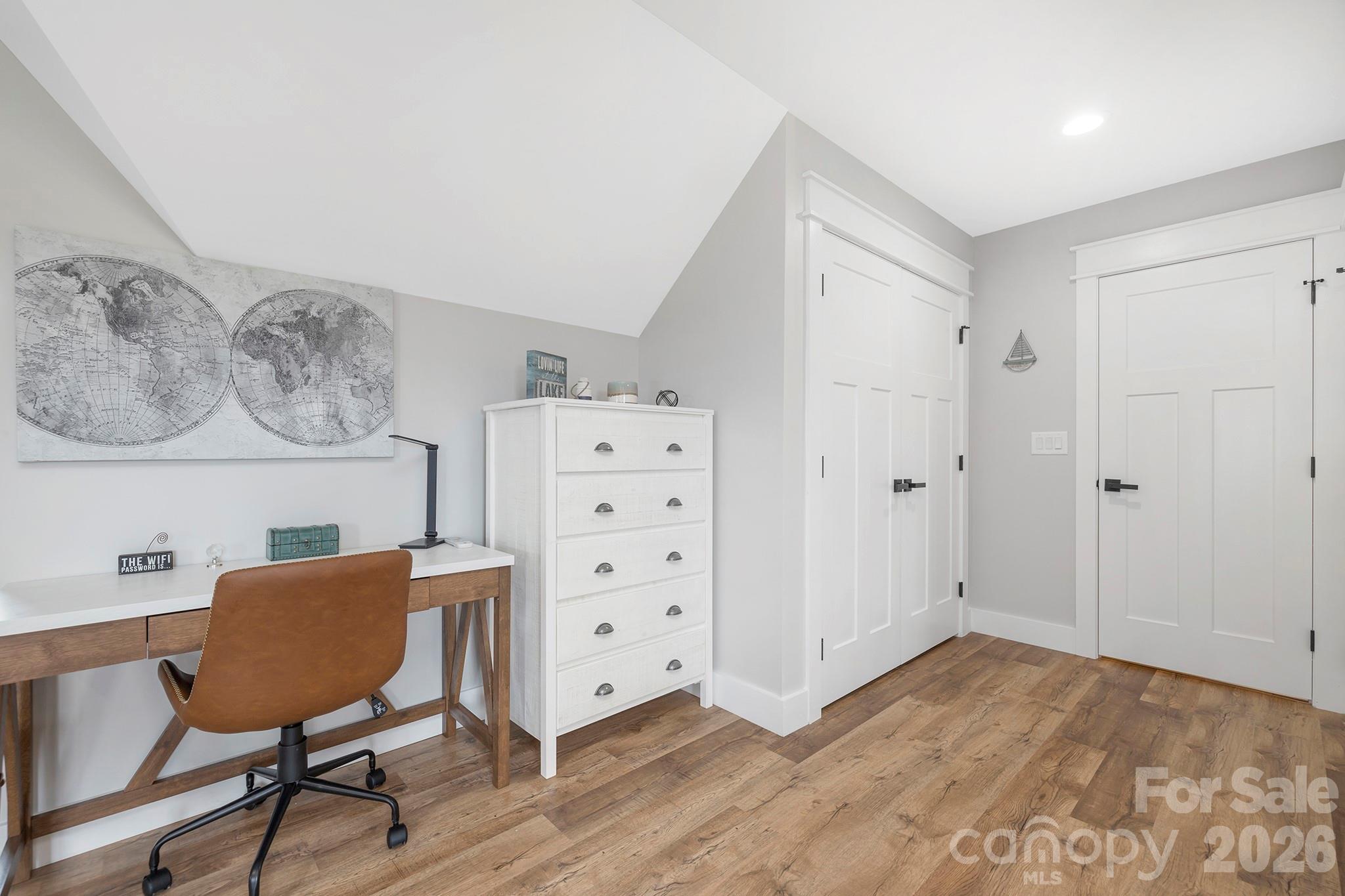 5200 Shoreview Drive — Concord