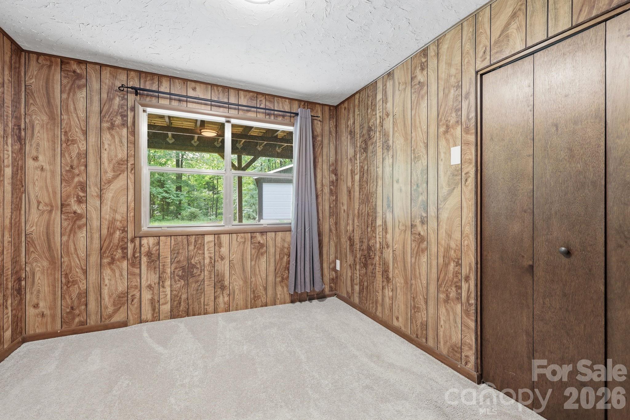 182 Saw Branch Road — Candler