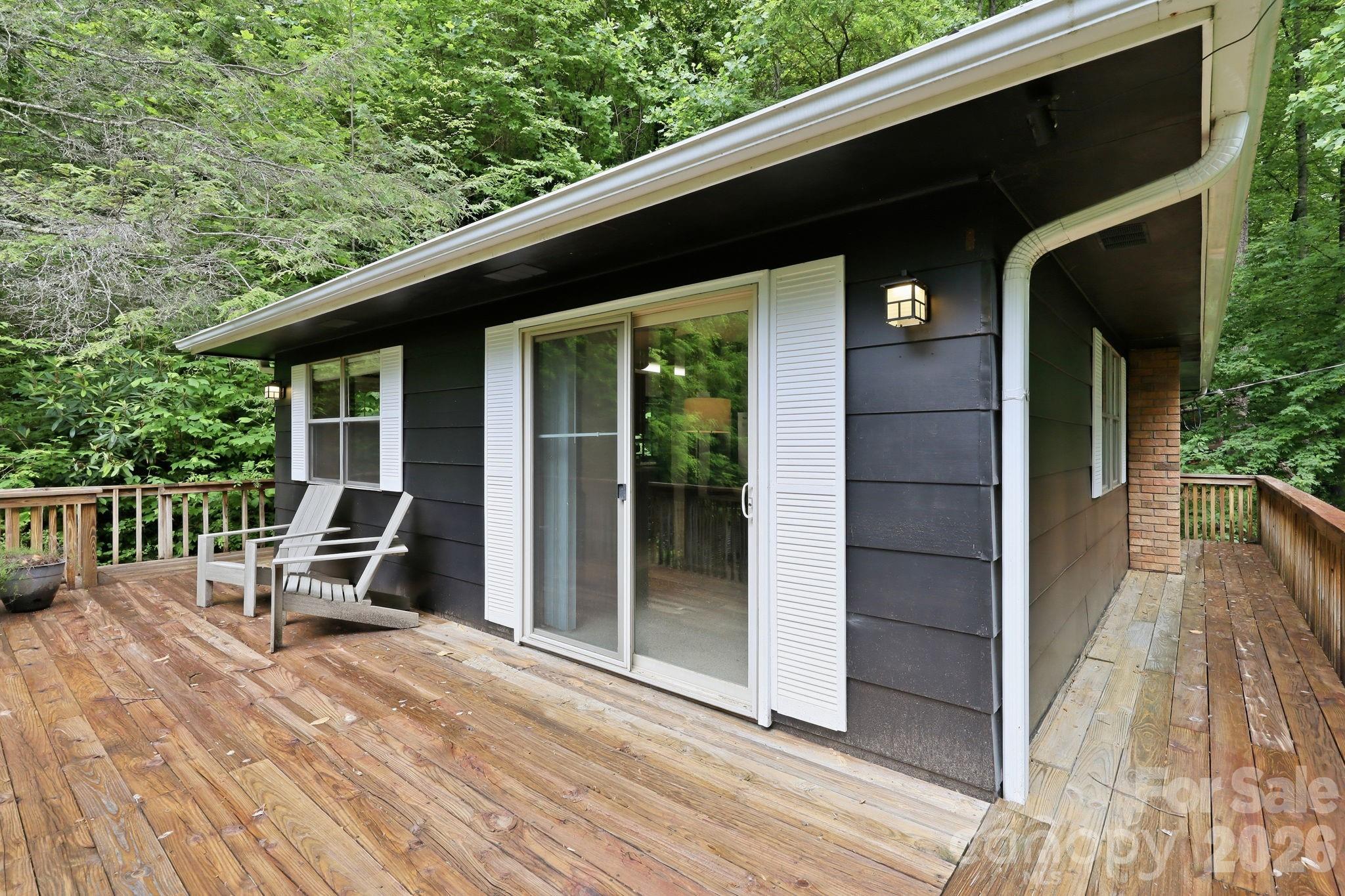 182 Saw Branch Road — Candler