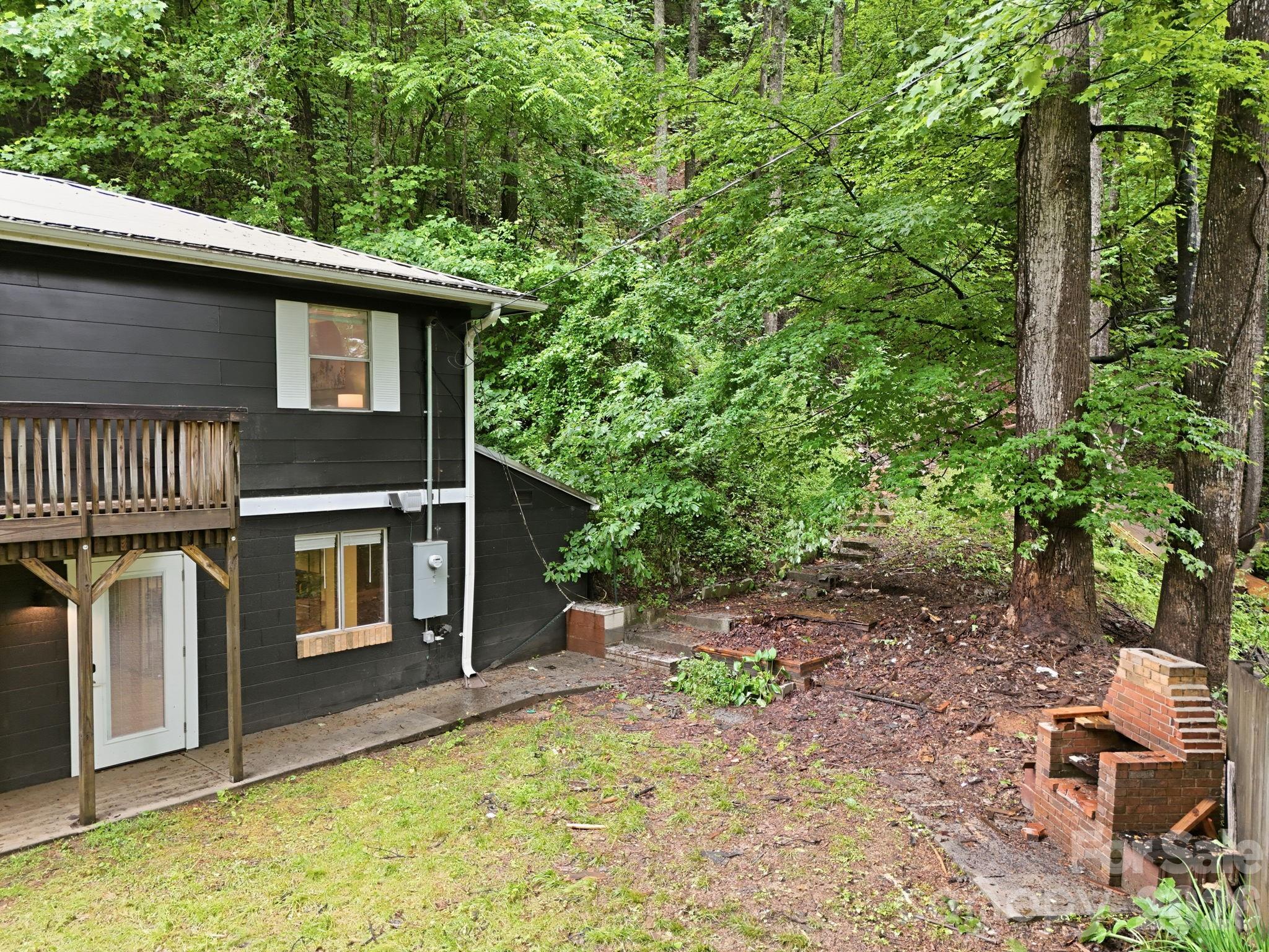 182 Saw Branch Road — Candler