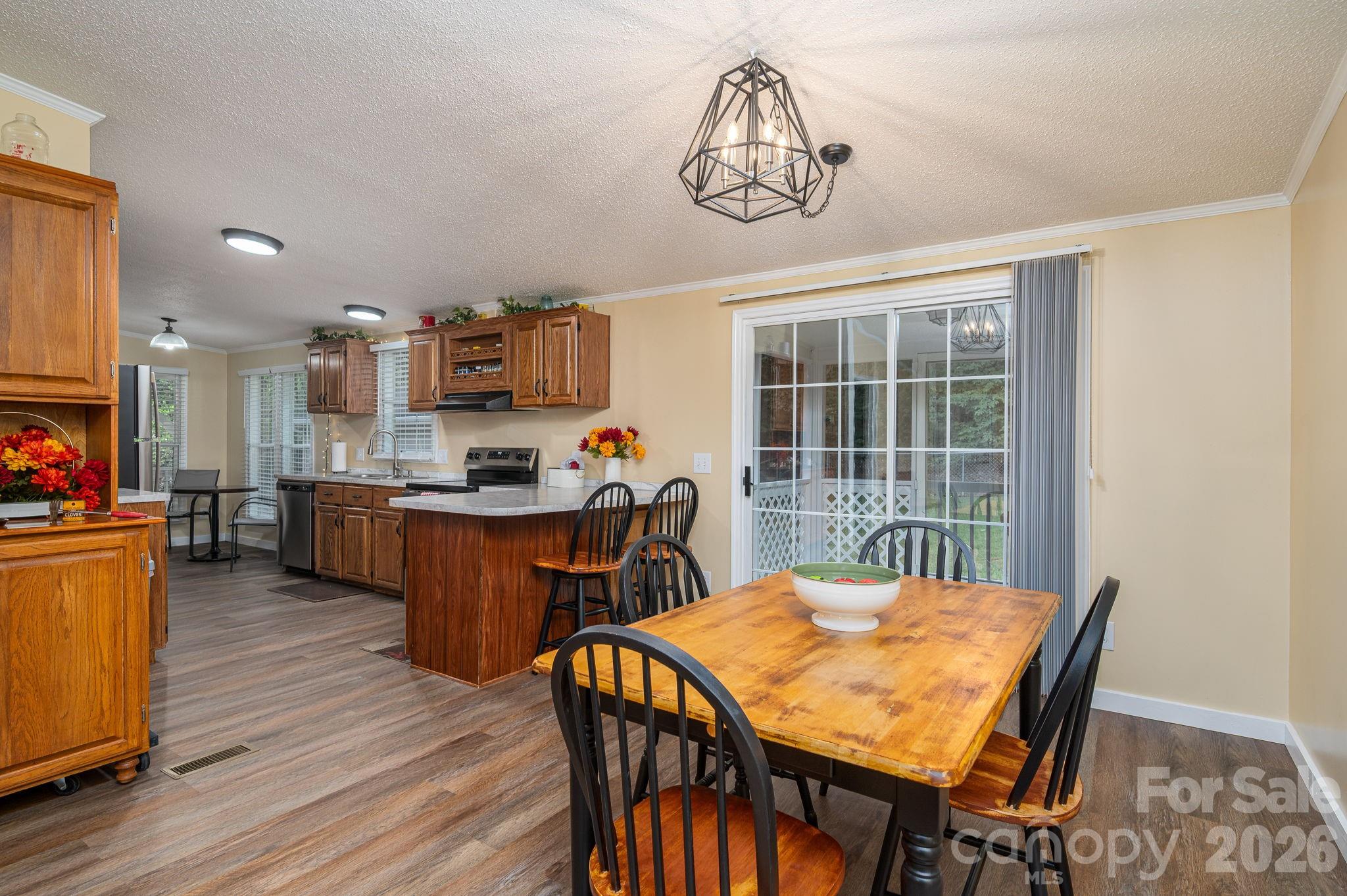 5043 Pebble Stone Road — Maiden