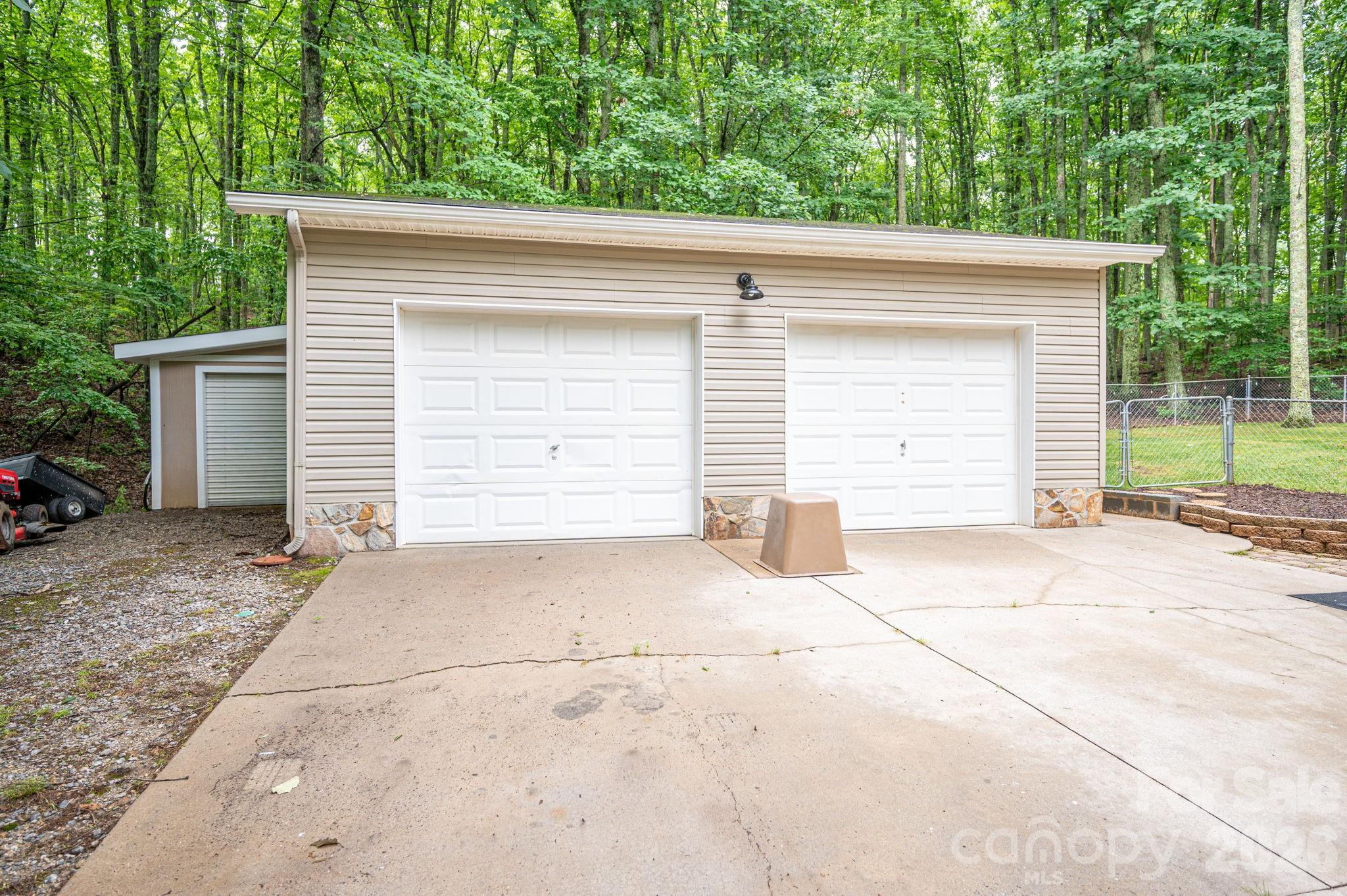 5043 Pebble Stone Road — Maiden